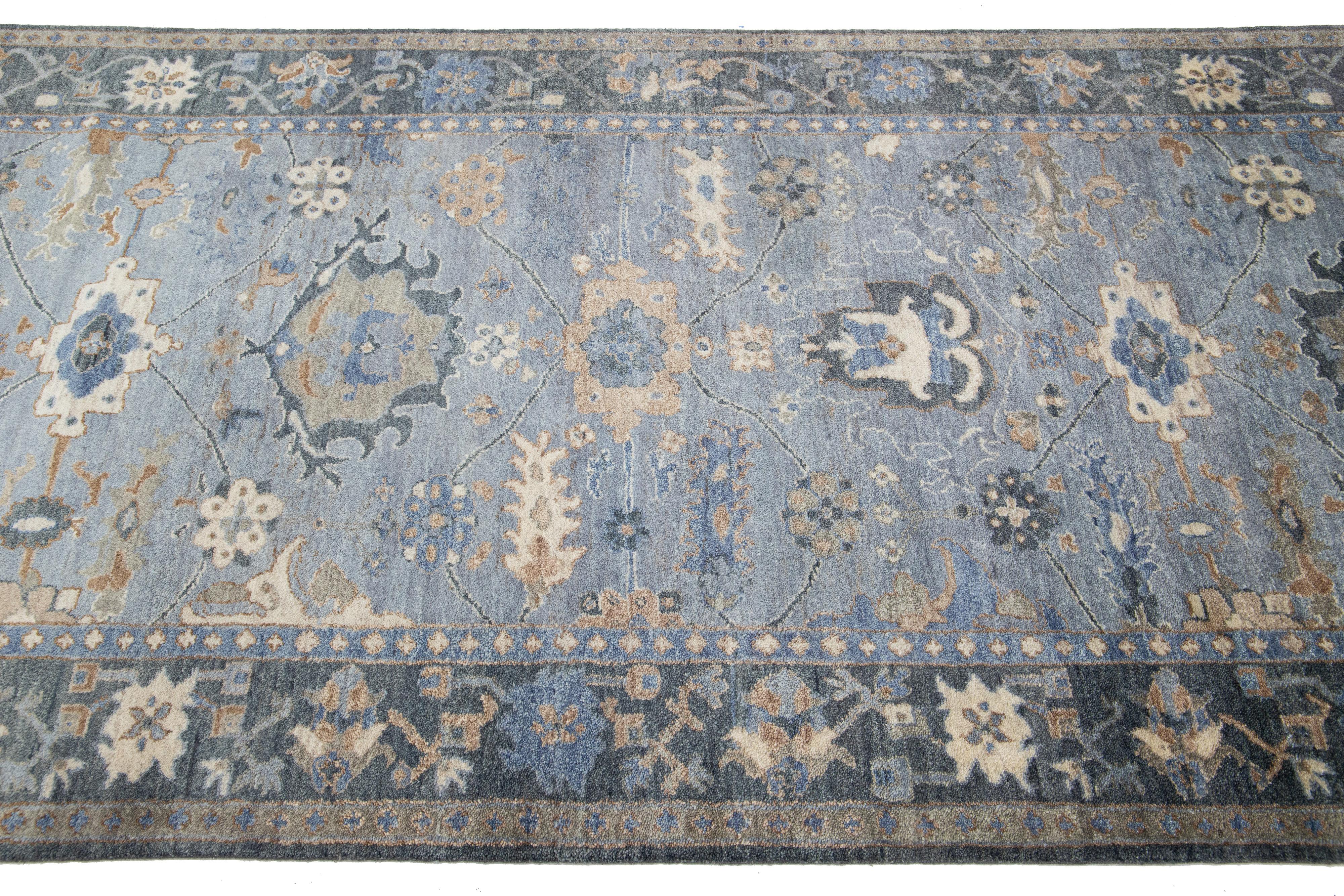 Runner in lana indiano fatto a mano in stile Mahal moderno di Apadana in blu In condizioni Nuovo in vendita a Norwalk, CT