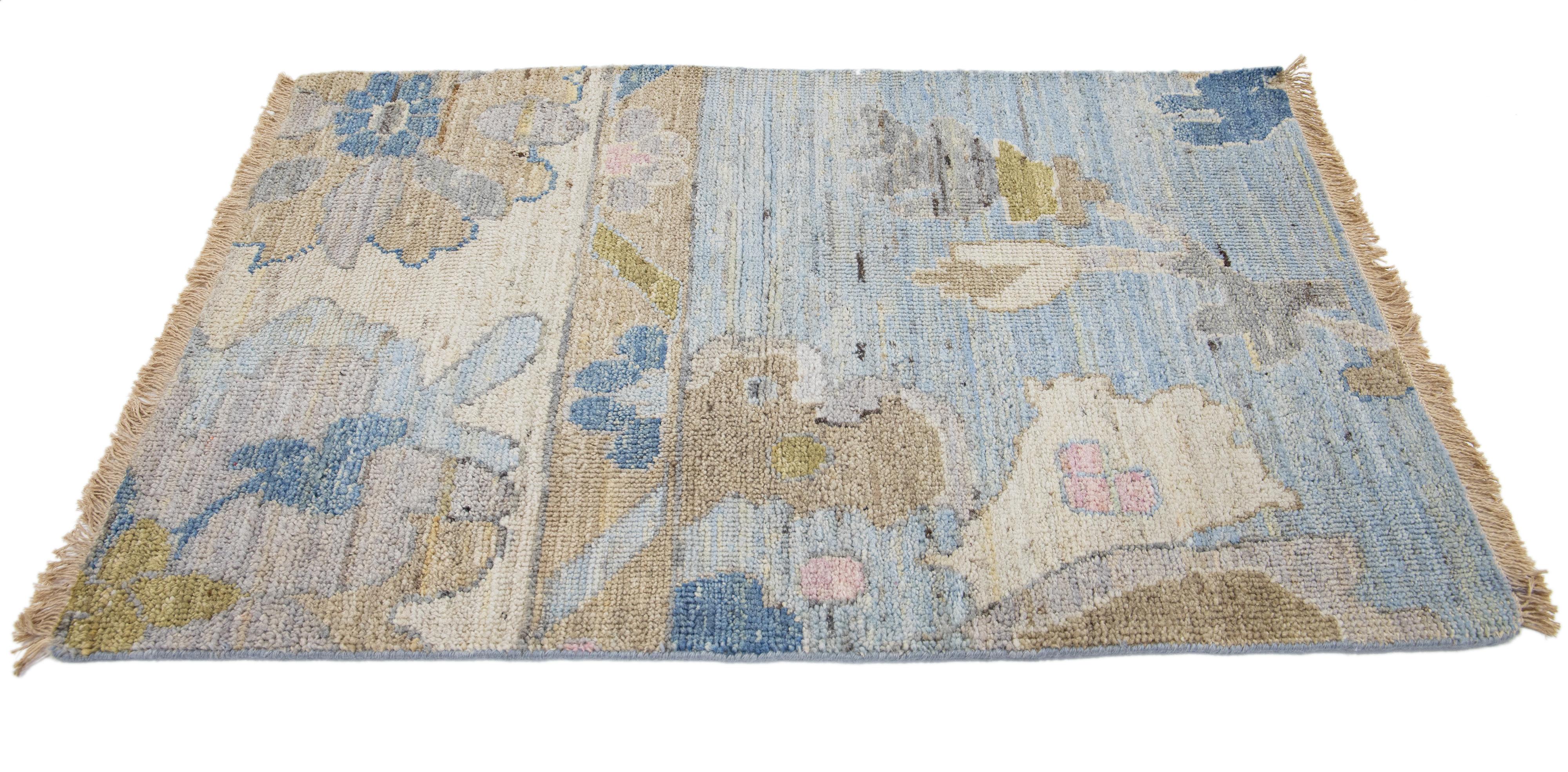 Tappeto in lana personalizzato Samsun Collection di Apadana. Dimensioni e colori personalizzati su ordinazione. 

Materiale: 100% lana 
Tecniche: Annodato a mano
Stile: Oushak moderno 
Tempi di consegna: Disponibile in circa 15-16 settimane 
Colori: