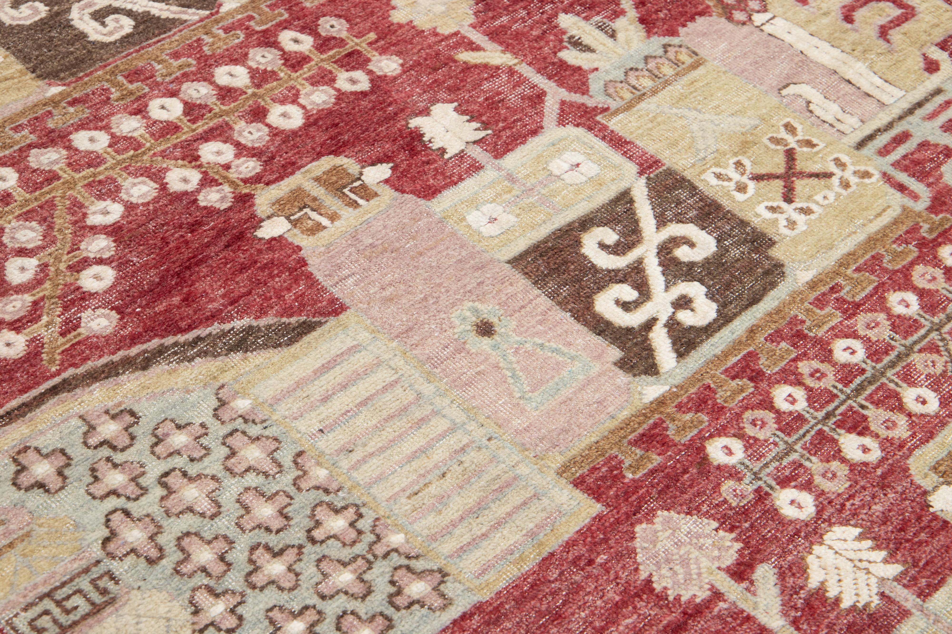 Apadana's Moderner handgefertigter indischer Wollteppich im Samarkand-Stil in Rot im Angebot 4