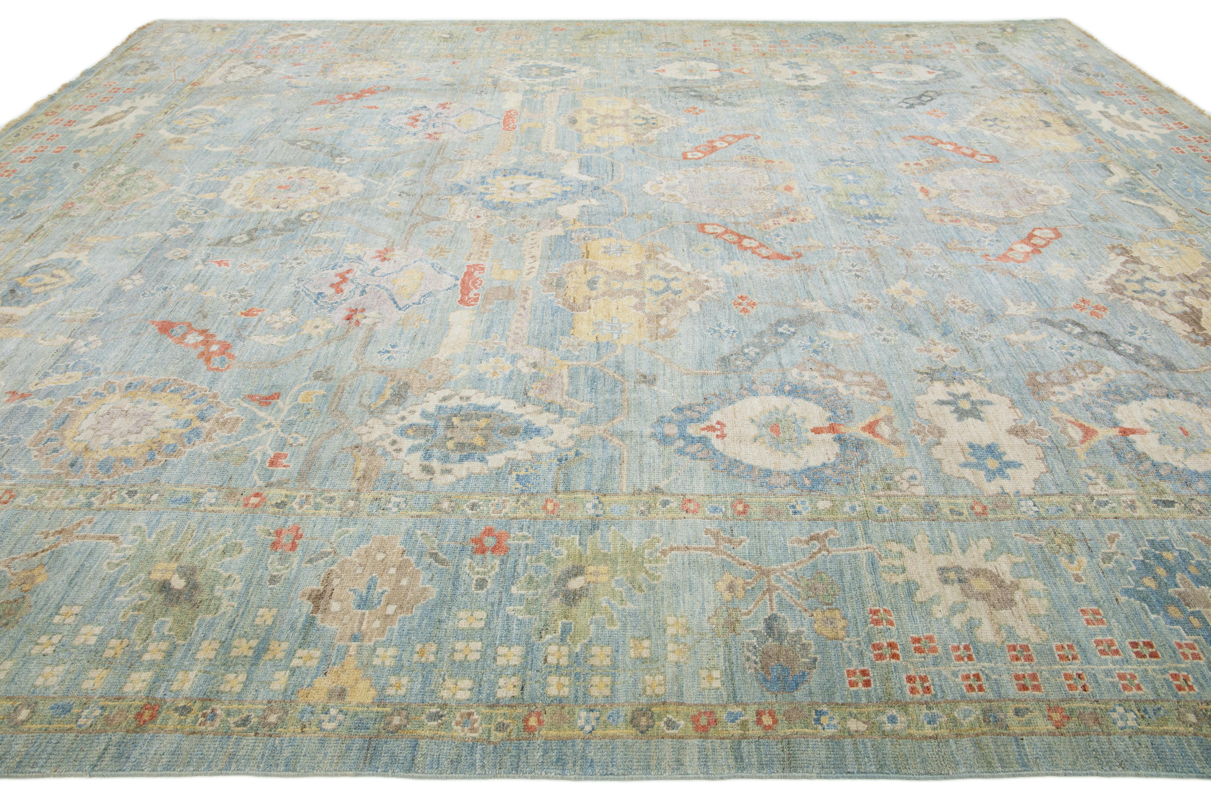 Apadana's Moderner Sultanabad Allover Designed Wollteppich Handgefertigt in Hellblau im Angebot 1