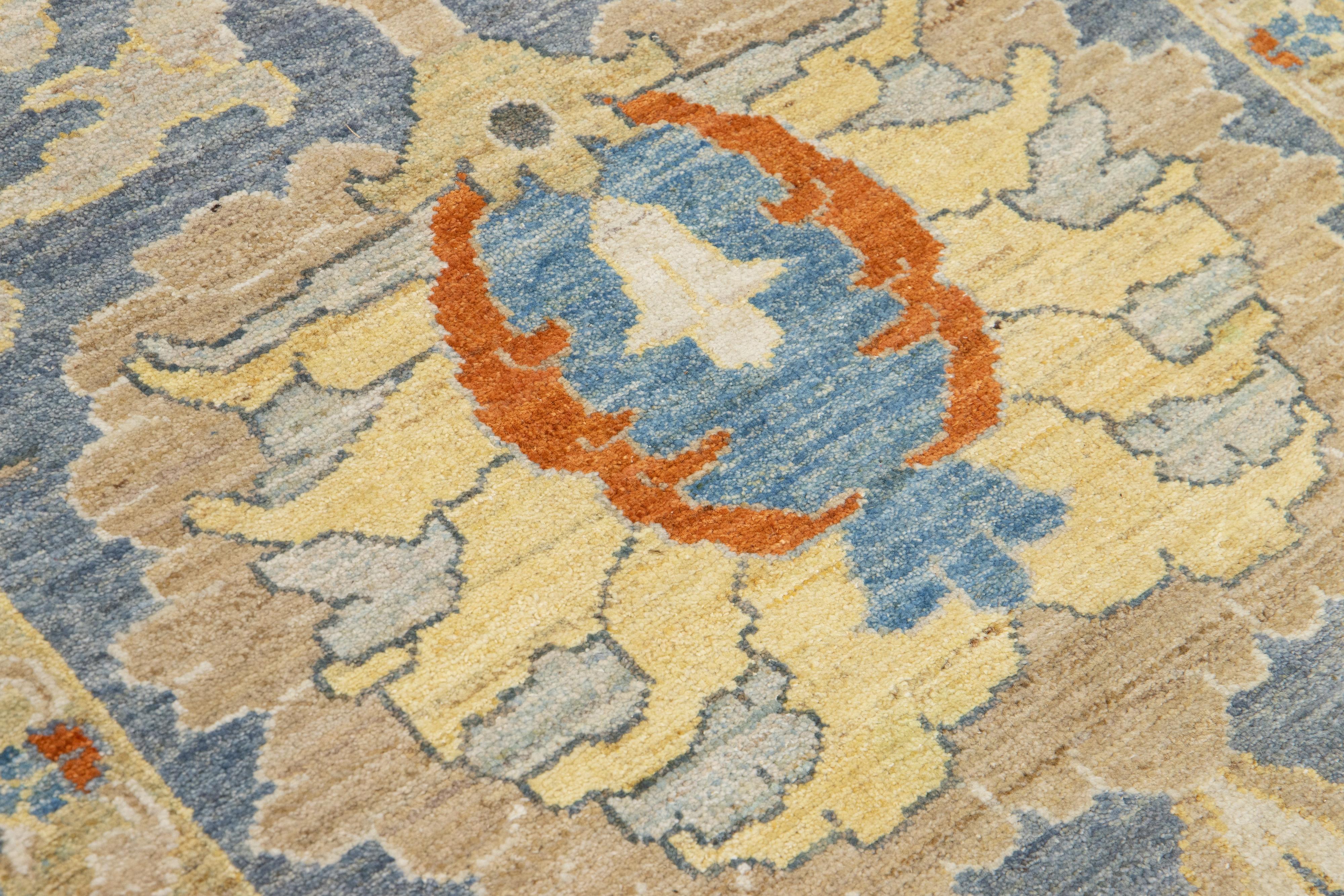 Apadana's Moderner langer Sultanabad-Läufer aus Wolle, handgefertigt in Blau mit Blumenmotiv im Angebot 4