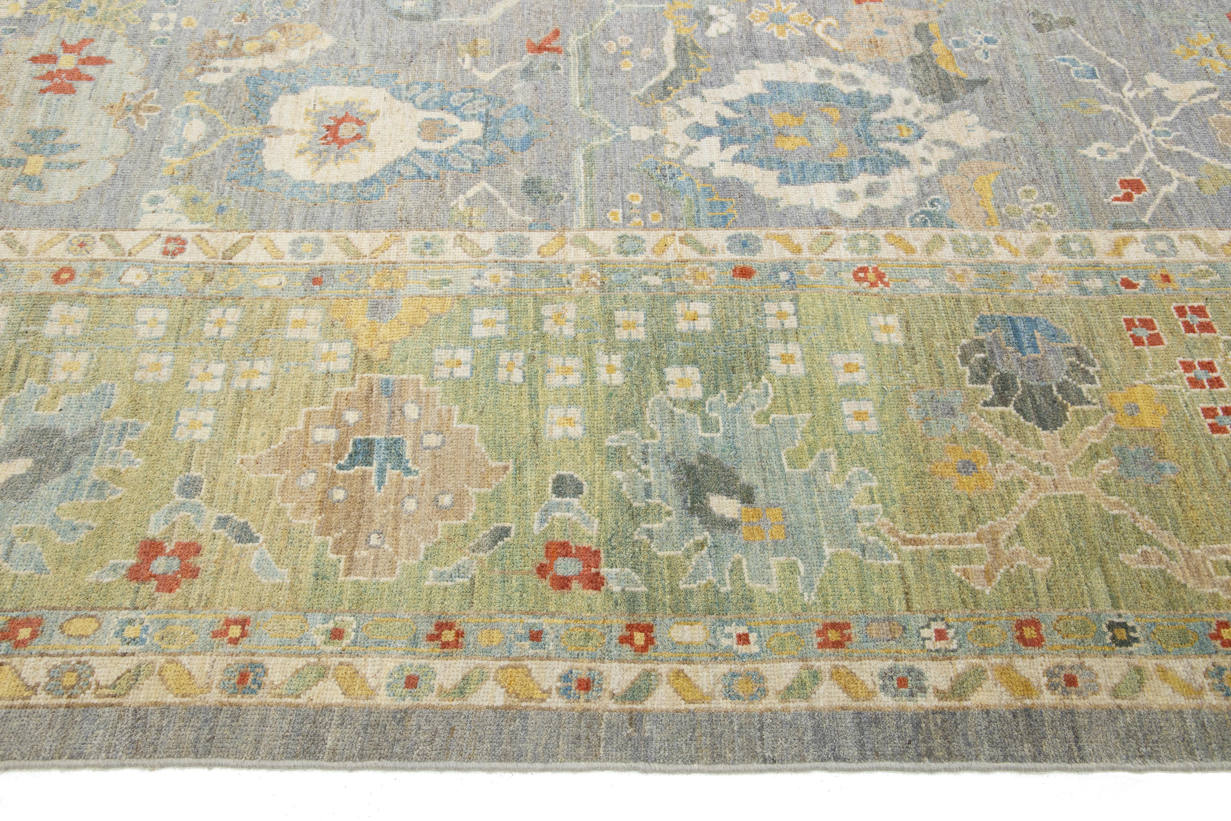 Apadana's Moderner Sultanabad-Wollteppich in Grau, handgefertigt in Grau mit Blumenmuster im Angebot 5