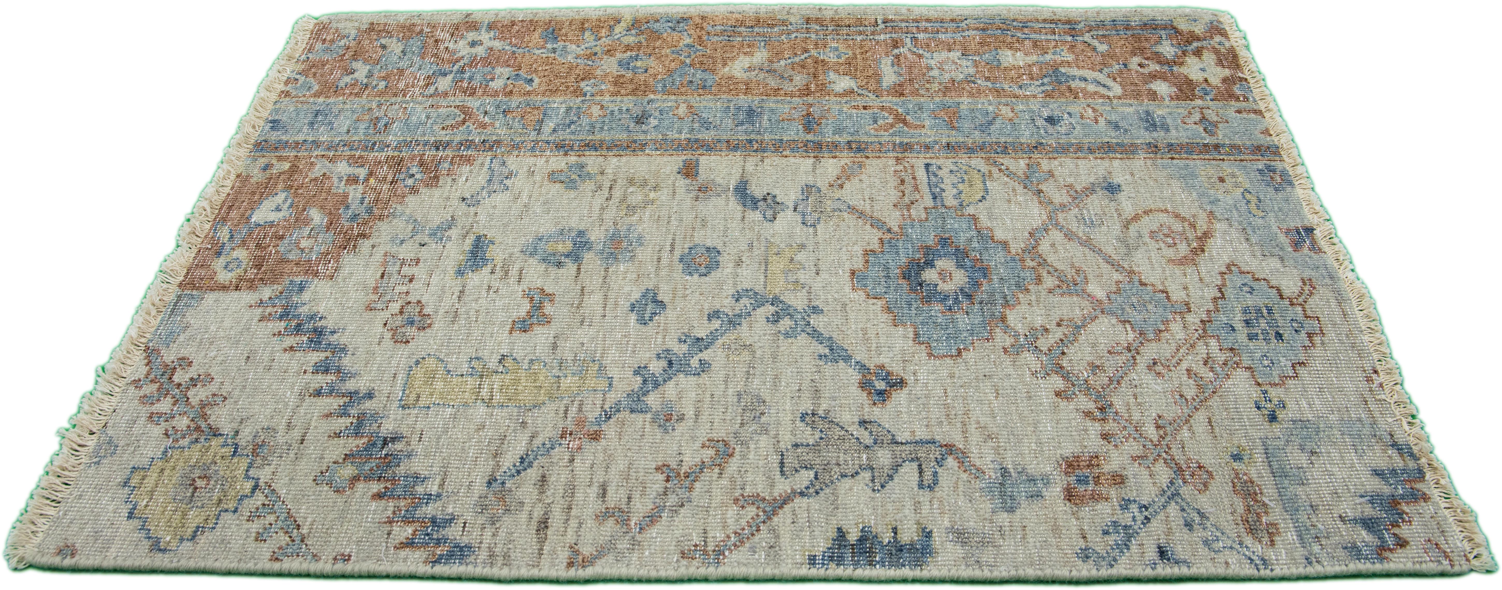 La linea Artisan di Apadana è un modo elegante per conferire un'estetica antica a uno spazio. Questa linea di tappeti è decisamente unica e reimmagina il look di un tappeto antico. Ogni singolo pezzo della nostra linea Artisan è accuratamente