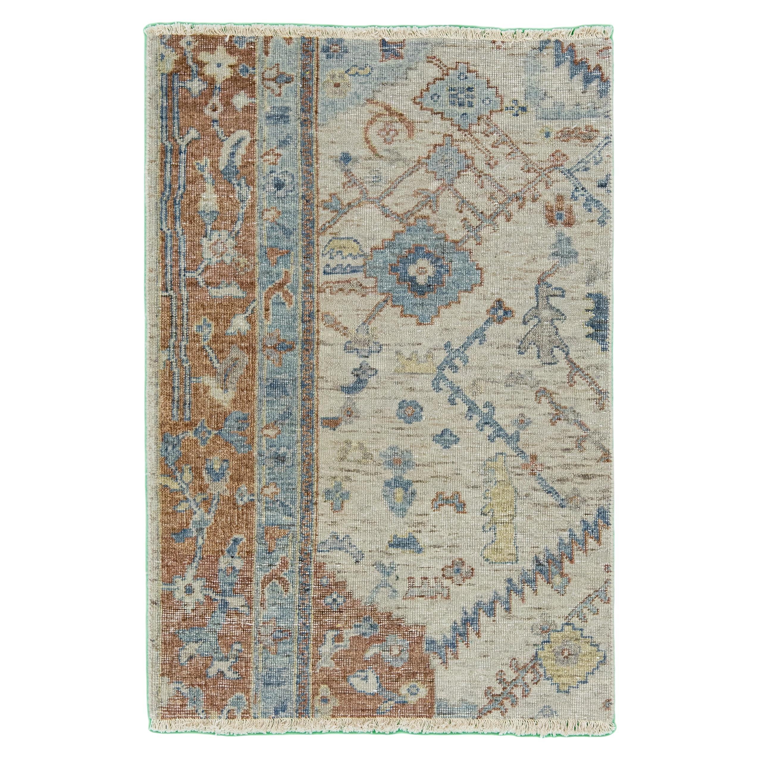 Tappeto di lana personalizzato beige/marrone fatto a mano in stile Tabriz moderno di Apadana