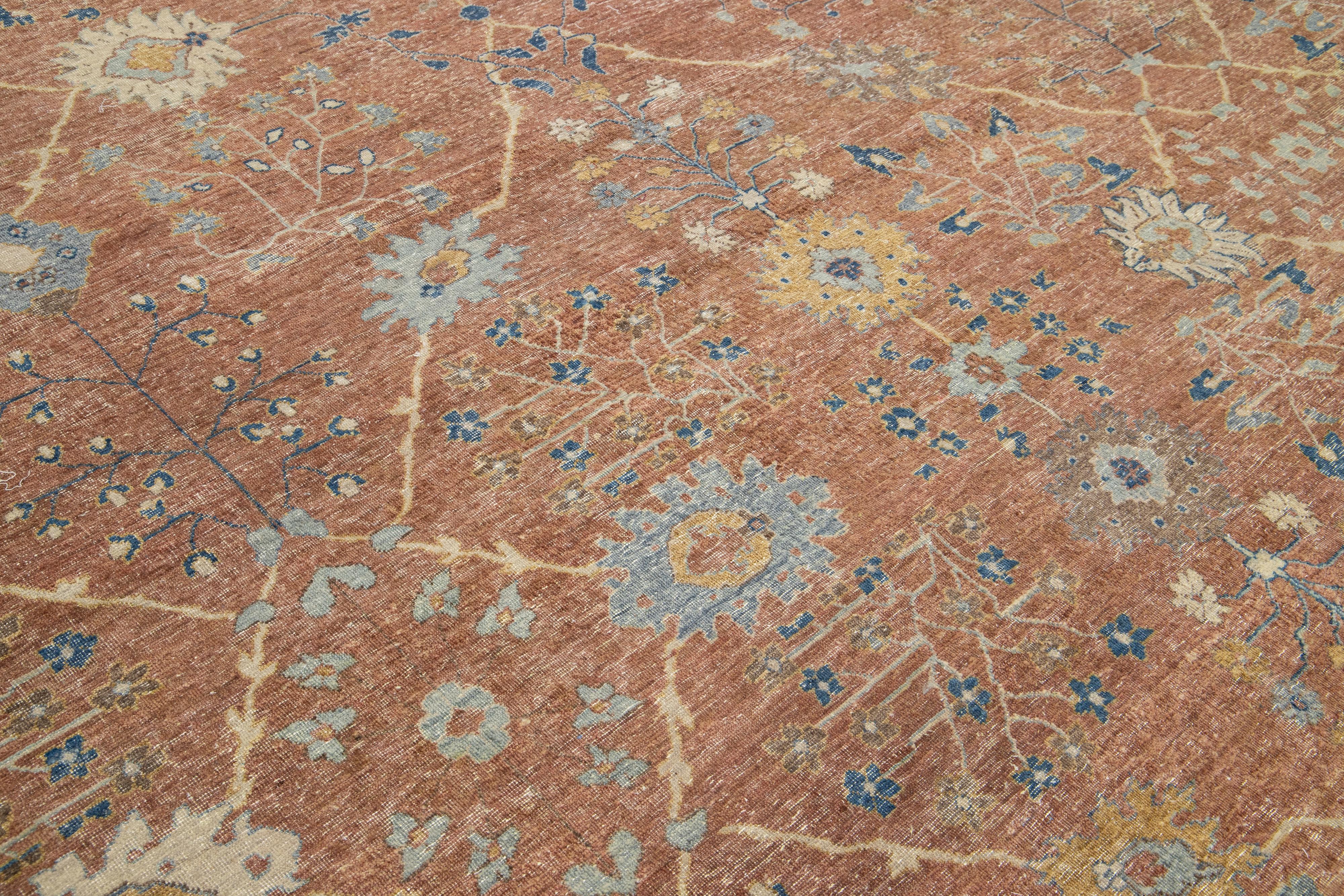 Tappeto di lana indiano oversize in stile Tabriz moderno di Apadana fatto a mano in marrone in vendita 2