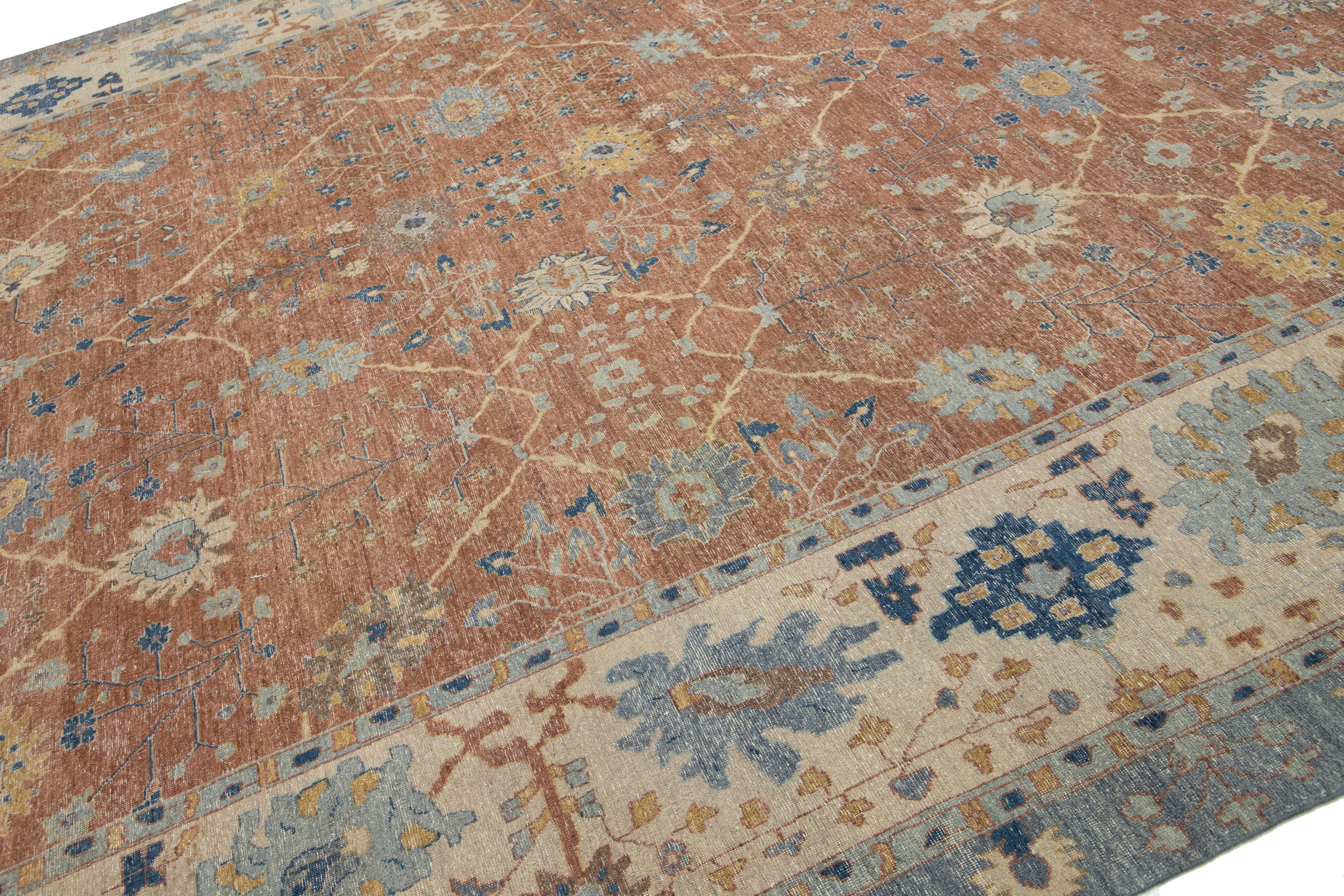 Indiano Tappeto di lana indiano oversize in stile Tabriz moderno di Apadana fatto a mano in marrone in vendita