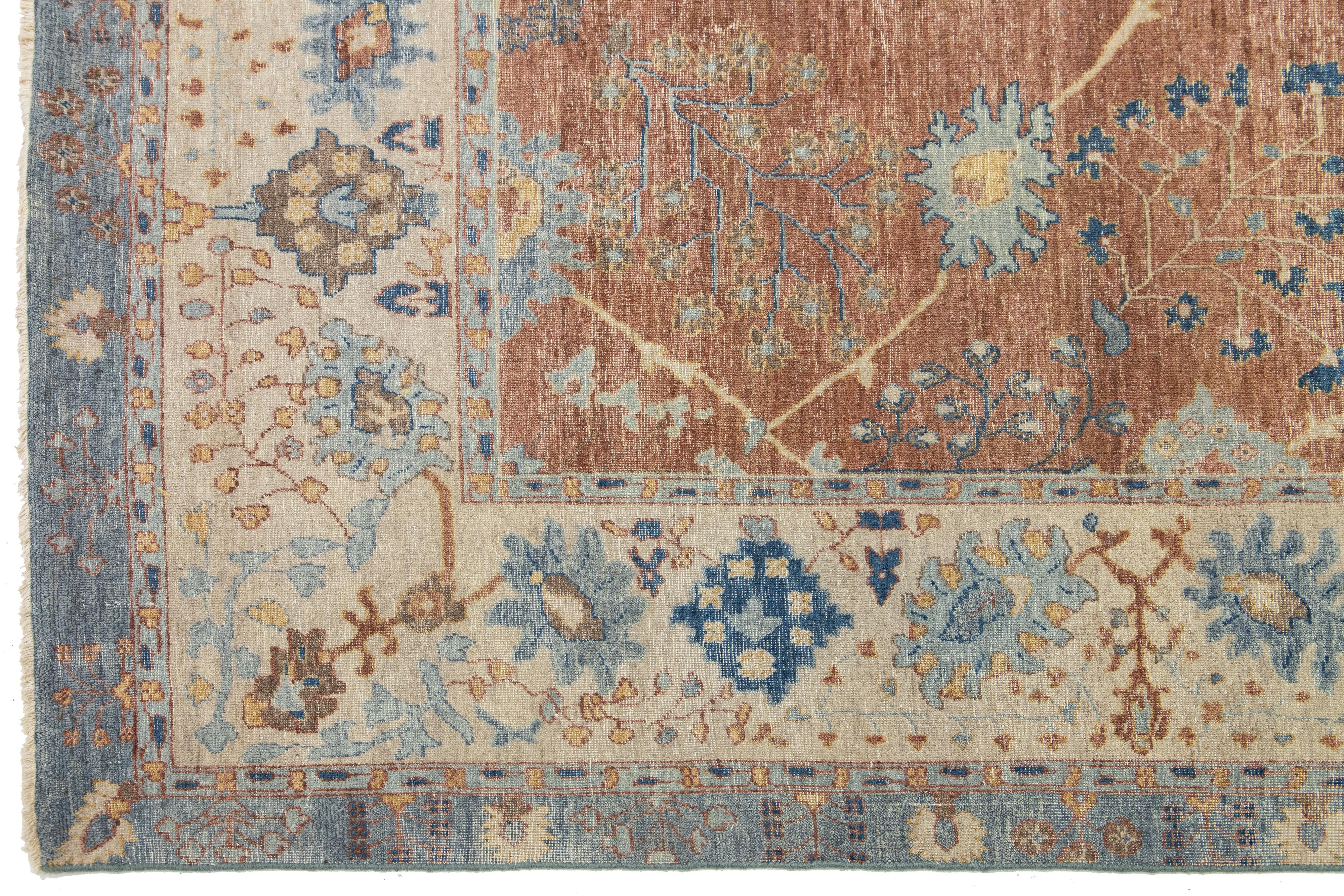 XXI secolo e contemporaneo Tappeto di lana indiano fatto a mano in stile Tabriz moderno di Apadana, fatto a mano in marrone in vendita