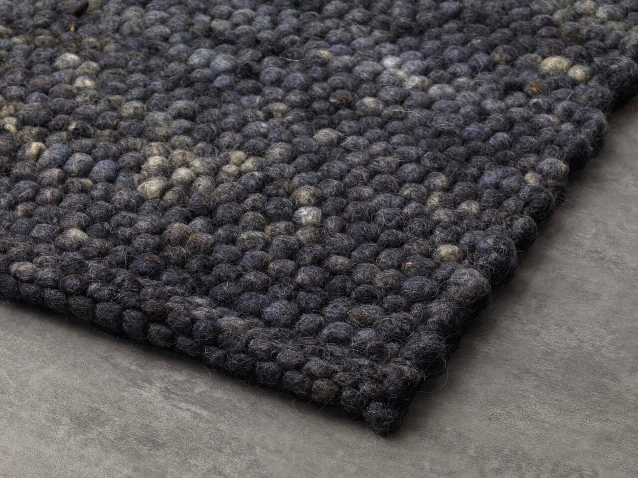 Apadana's Modern Texture Designed Custom Wool Rug (Indisch) im Angebot