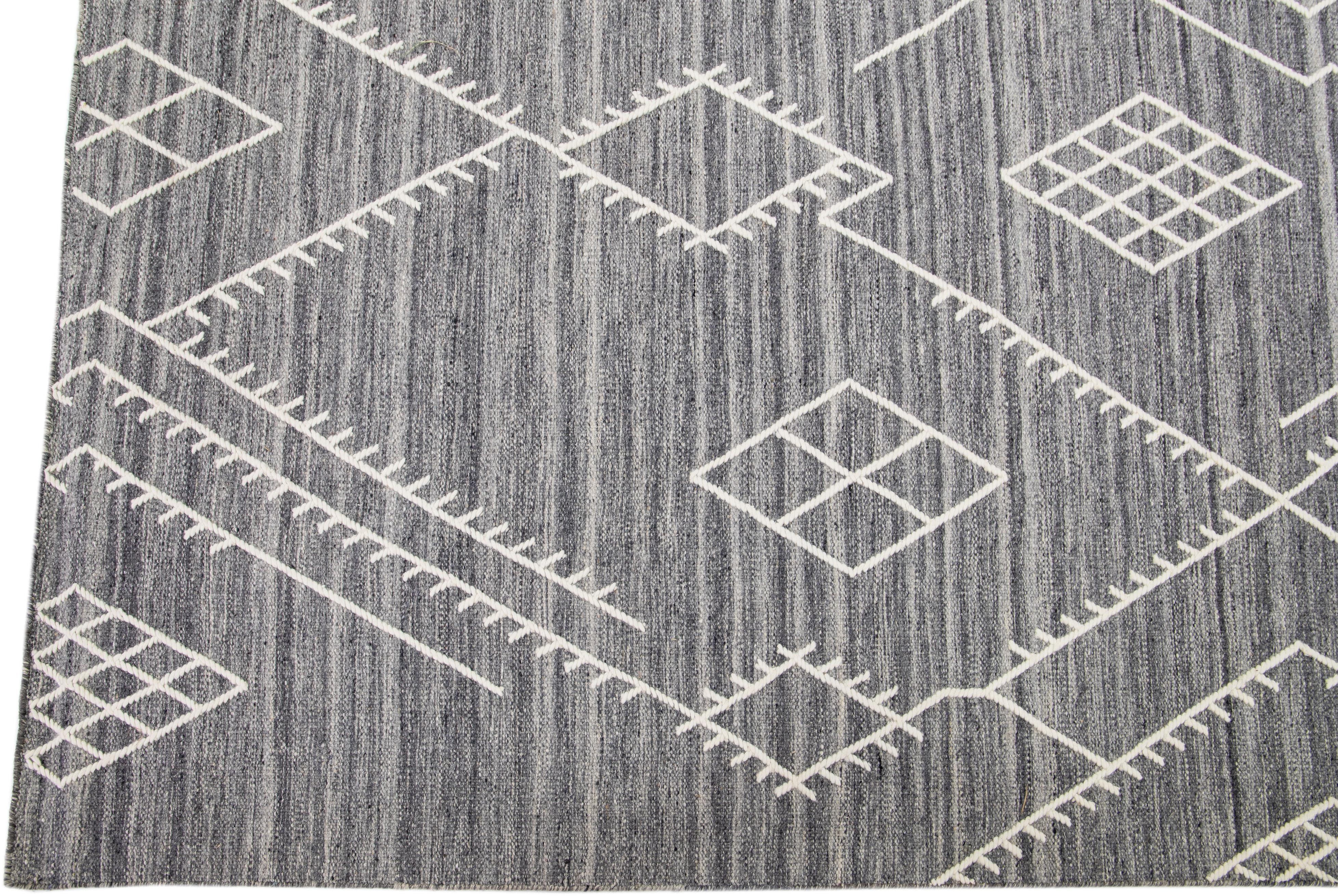 Hand-Knotted Apadana's Nantucket Collection Flatweave Kilim Coastal Designed Wool Rug in Gray For Sale