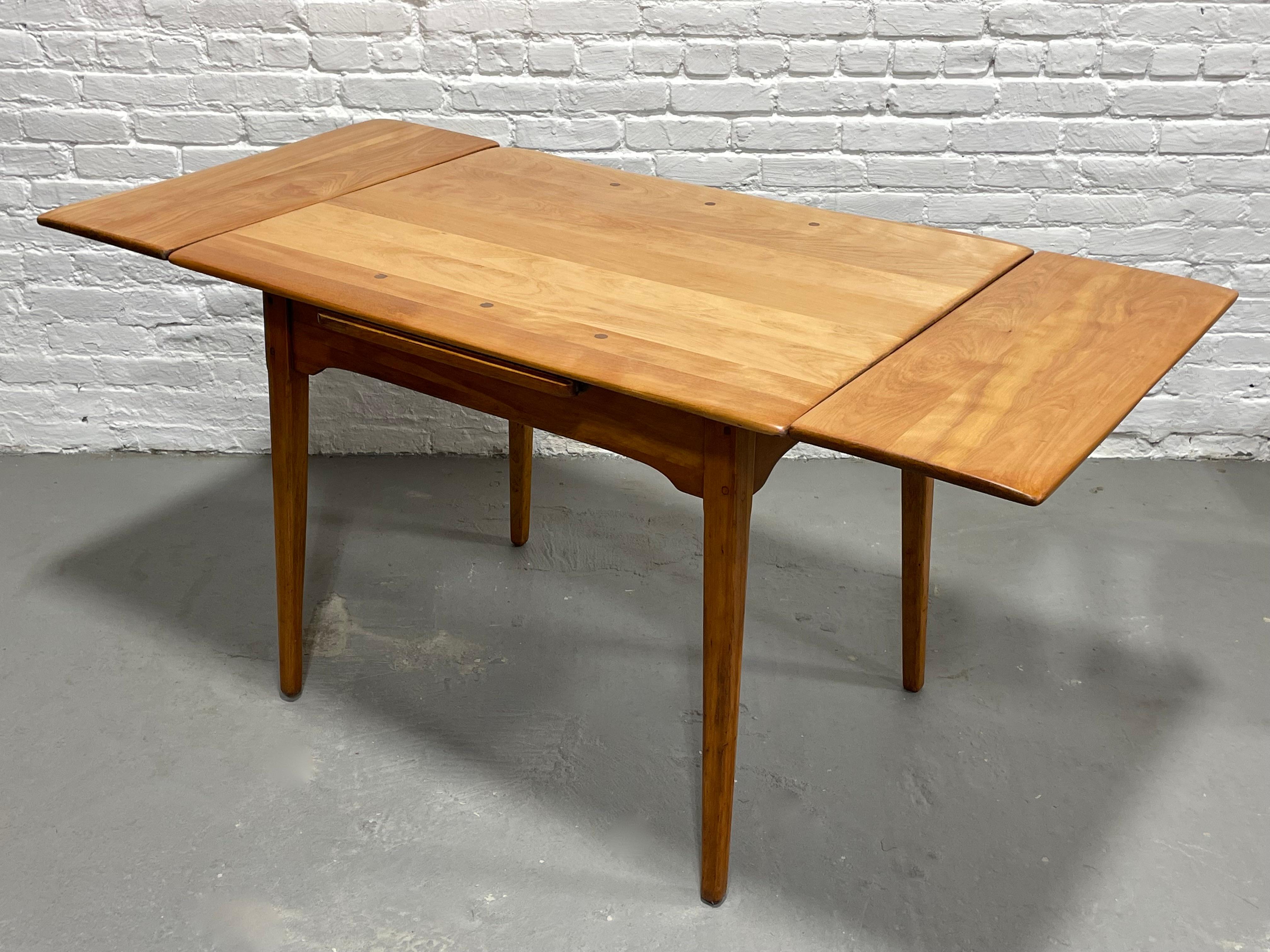 Apartment Sized Mid Century MODERN Expandable DINING TABLE, c. 1940's 2