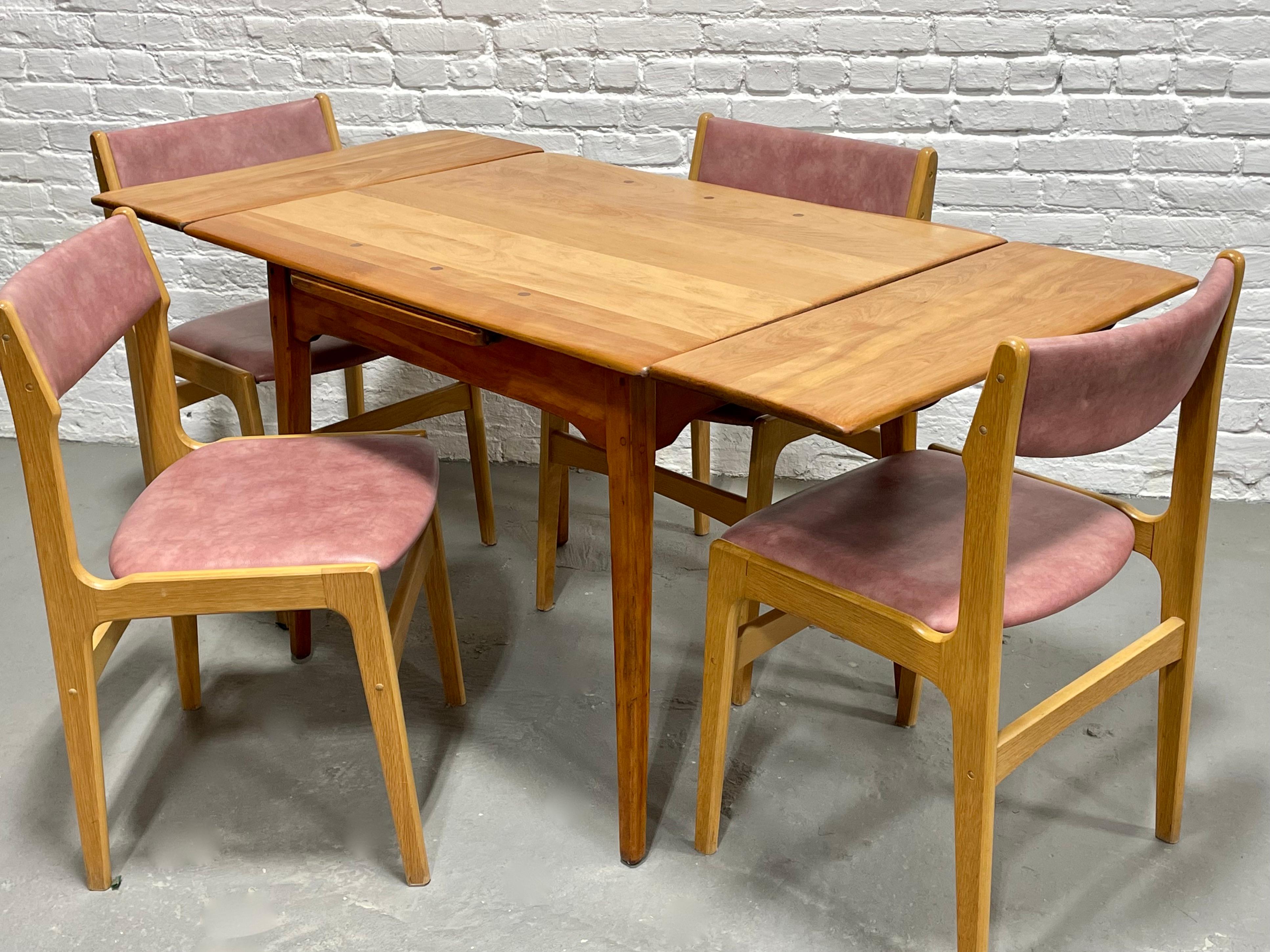 Apartment Sized Mid Century MODERN Expandable DINING TABLE, c. 1940's 3