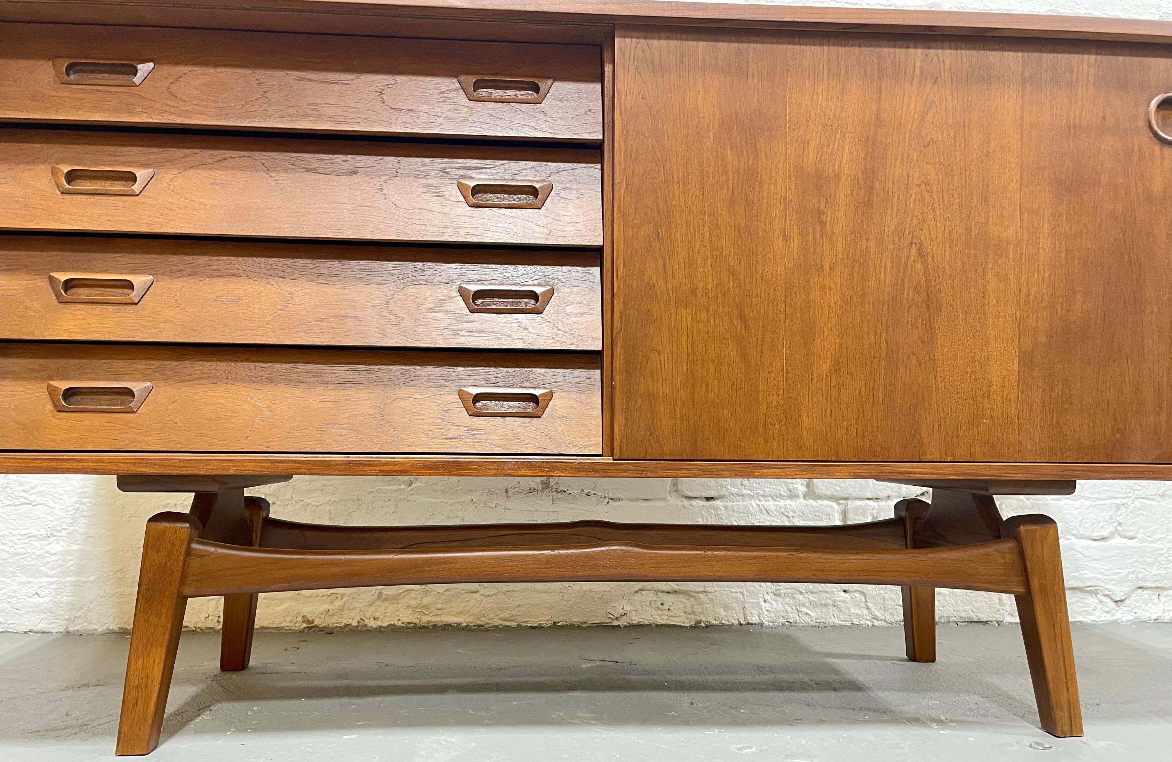 Contemporary Apartment Sized Mid-Century Modern Styled Floating Teak Credenza / Sideboard For Sale