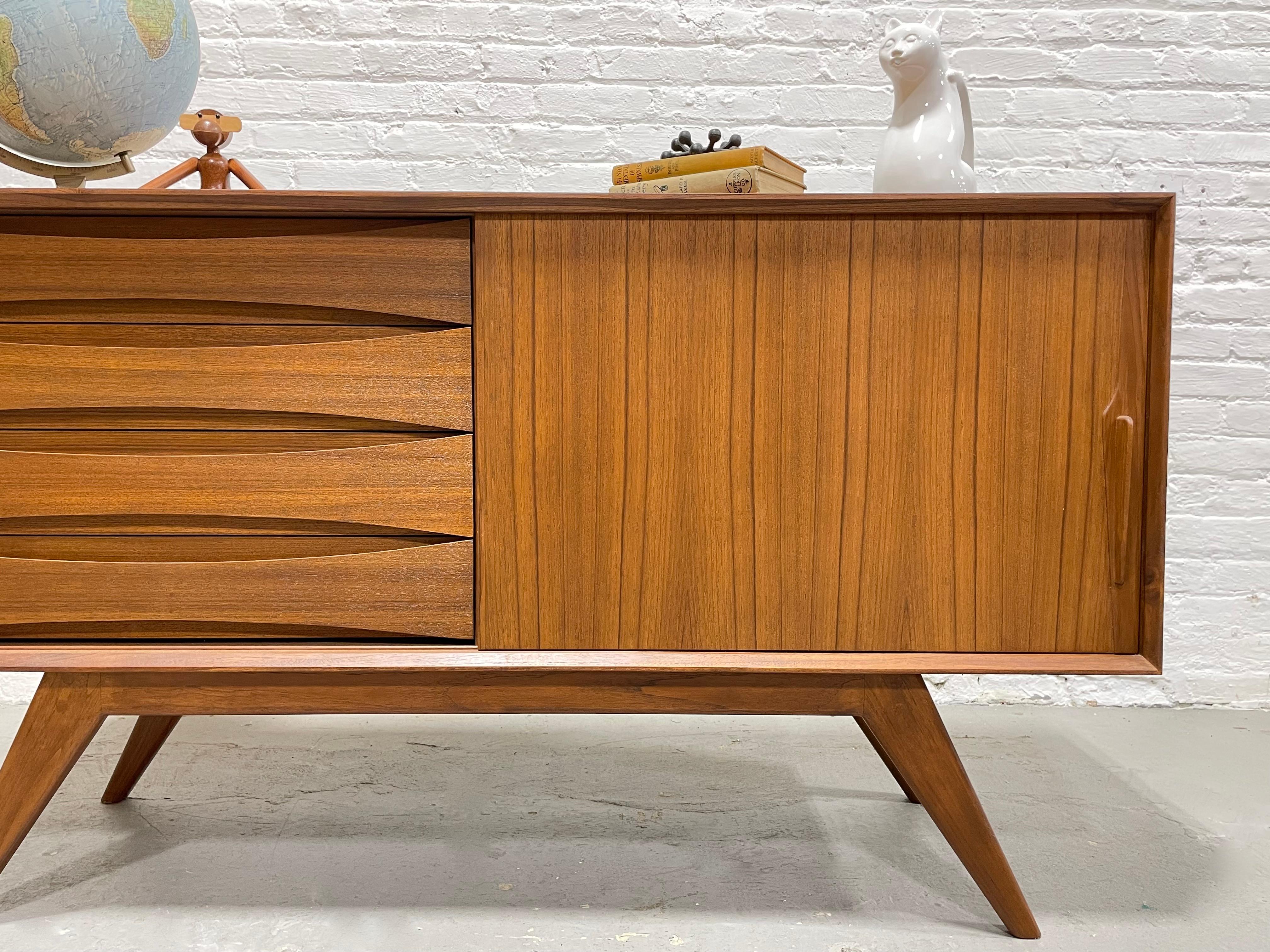 Contemporary Apartment sized Mid Century MODERN styled Teak CREDENZA media stand For Sale