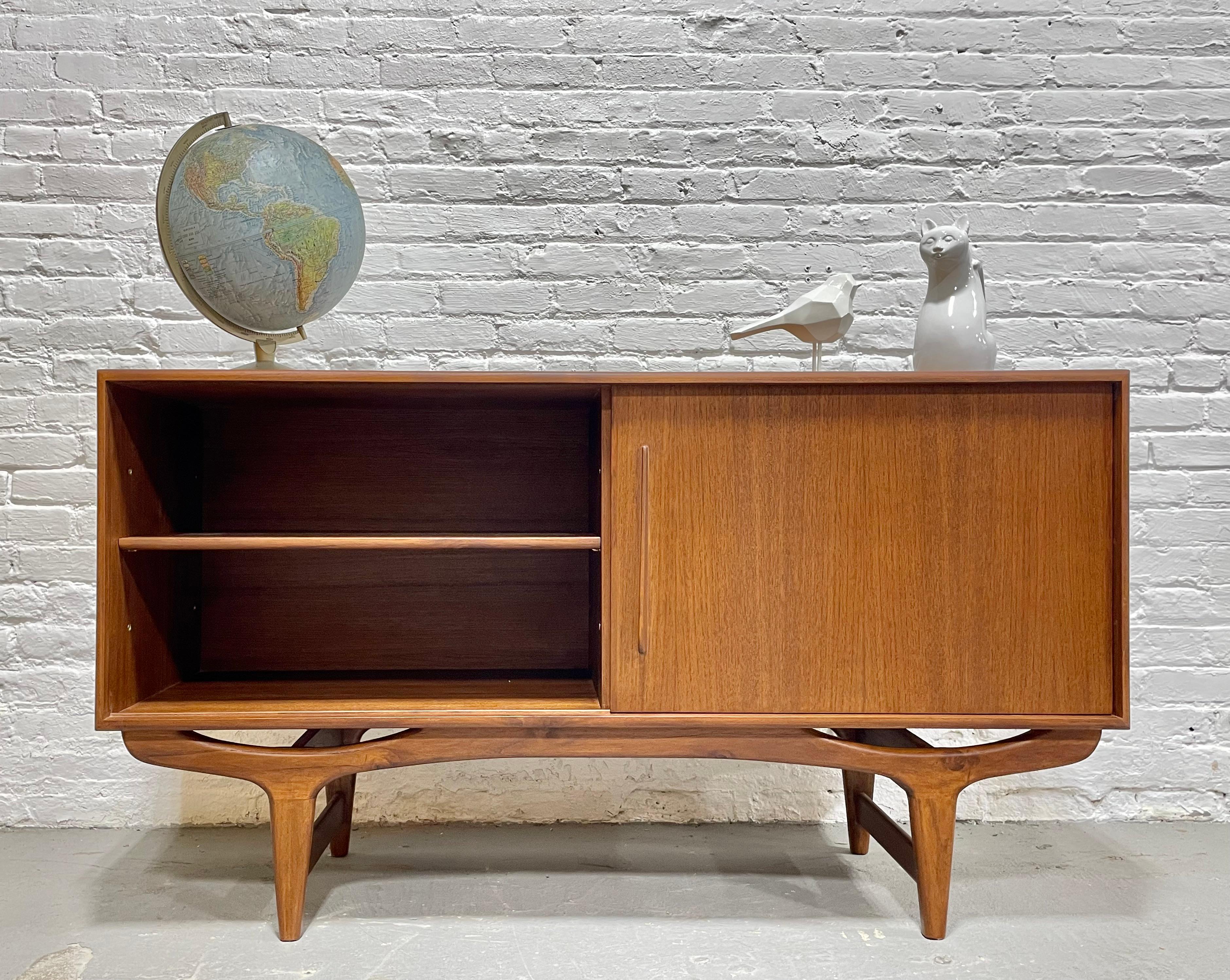 APARTMENT sized Mid Century MODERN styled Teak CREDENZA media stand For Sale 1