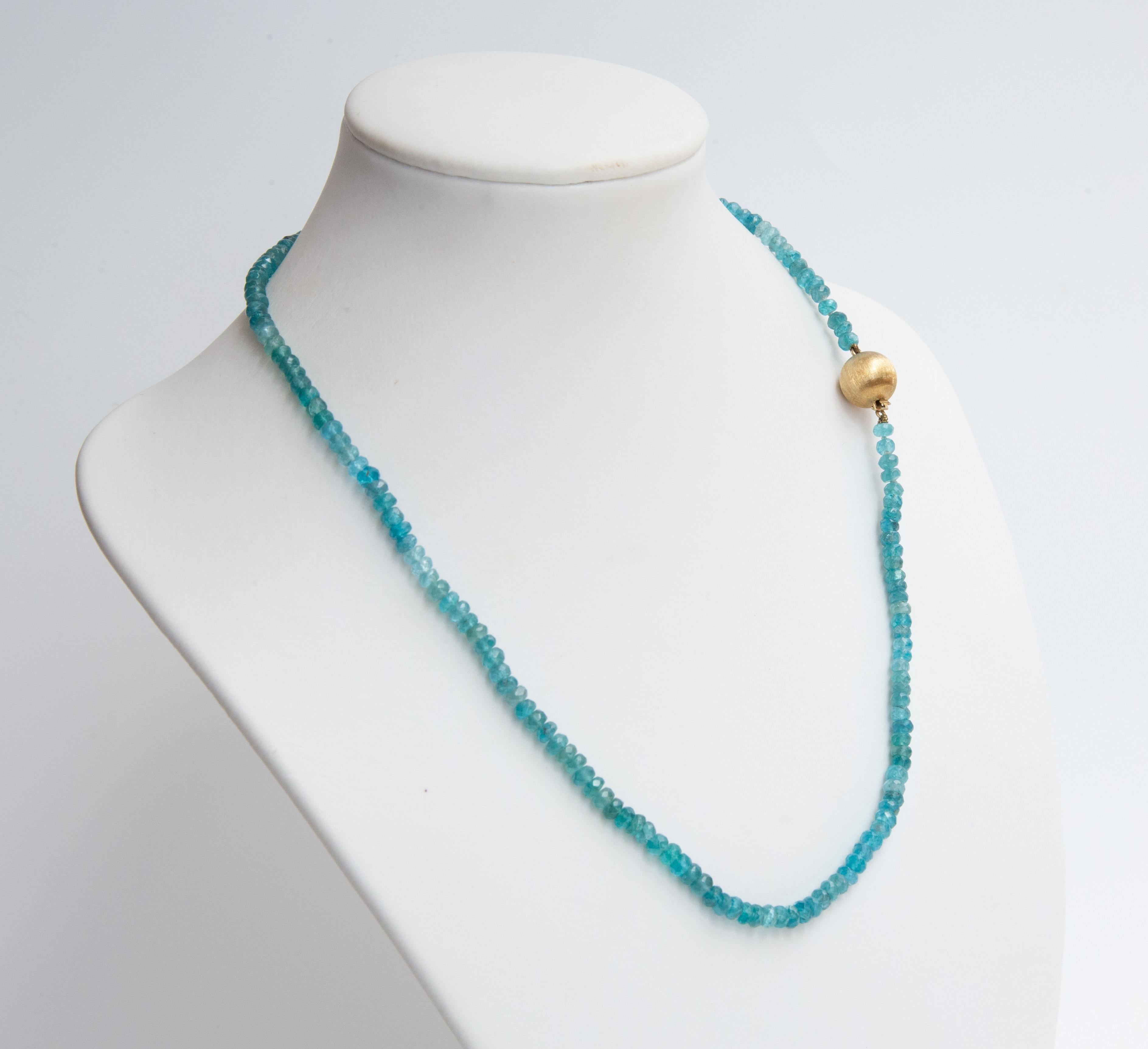 Apatite Beaded Necklace with a 14 Karat Yellow Gold Ball Clasp For Sale 3