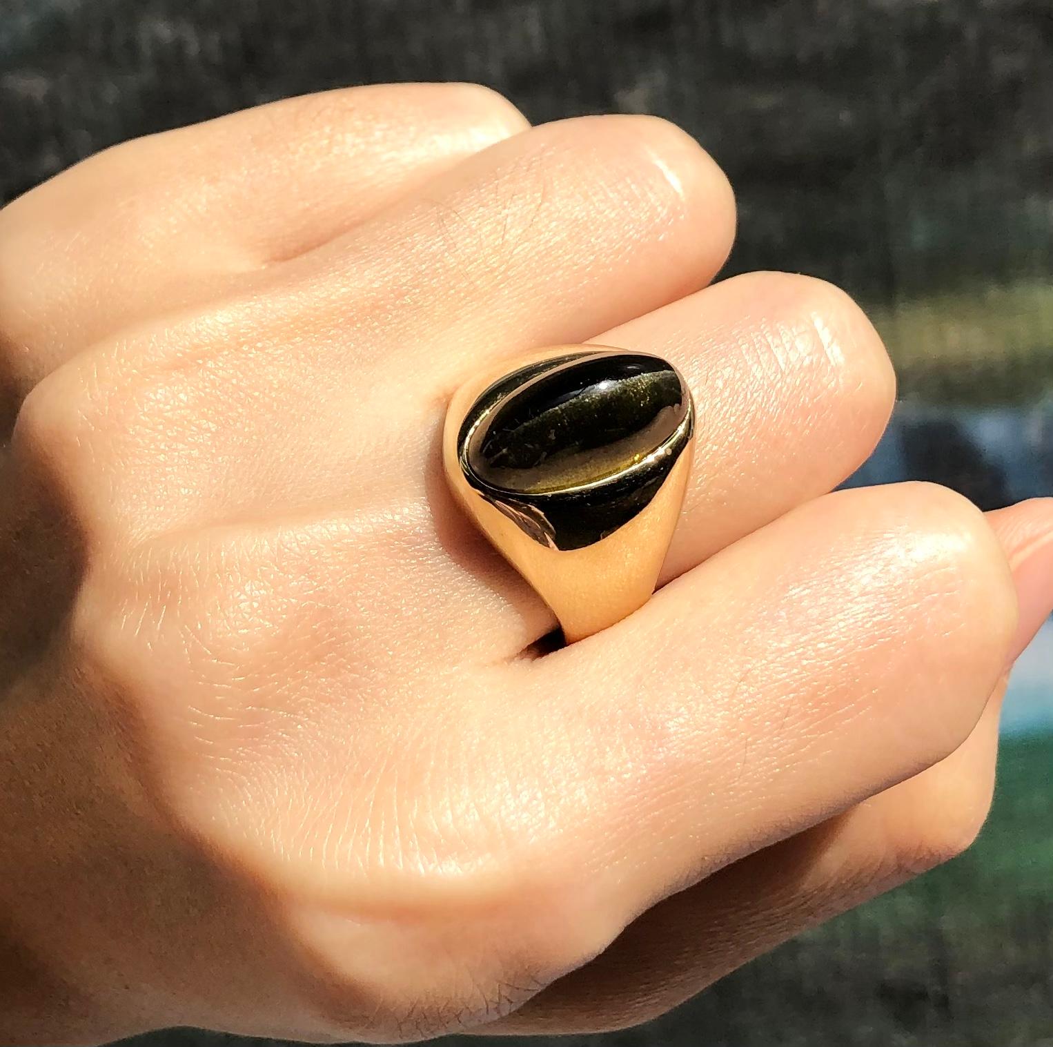 Anello con occhi di gatto in apatite con montatura in oro 18 carati in vendita 1