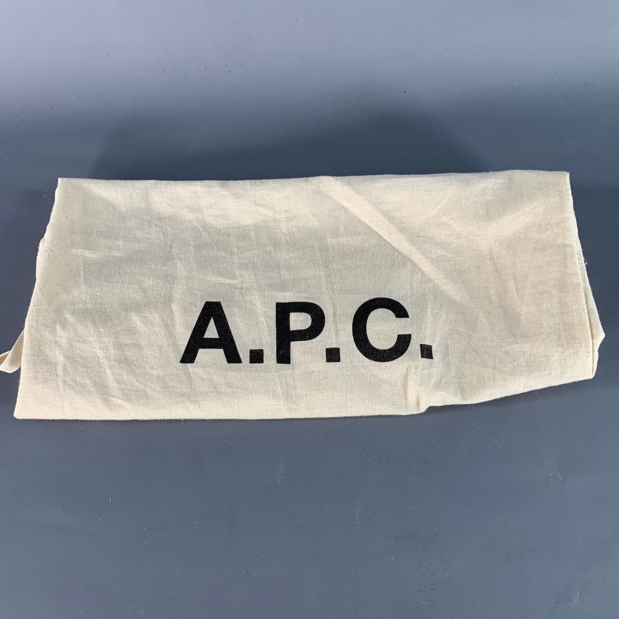 A.P.C. Beige Black Jute Cotton Trim Leather Crossbody Bucket Bag in vendita 4