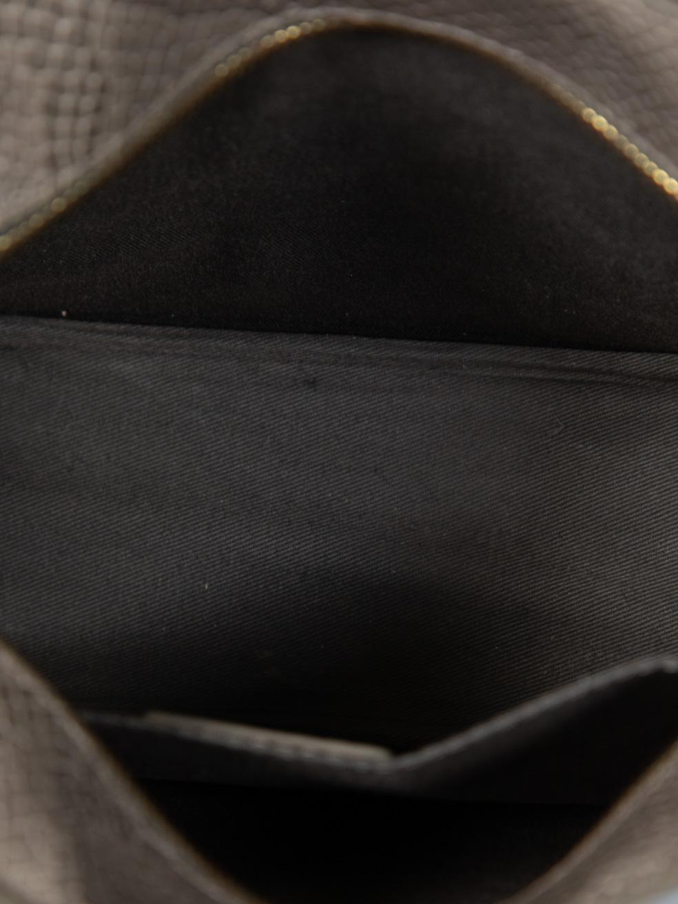 A.P.C. Sac en cuir gris gaufré serpent 1