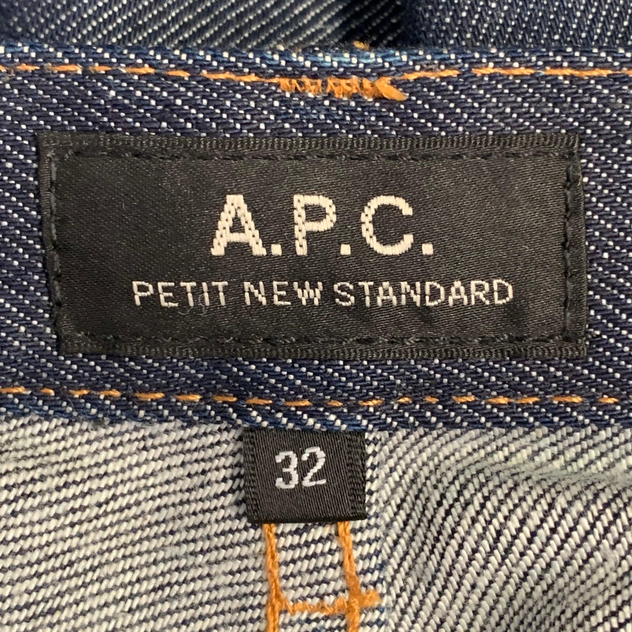 Nero A.P.C. taglia 32 Jeans indaco in twill misto cotone con cuciture a contrasto, dritti e a cinque tasche. in vendita