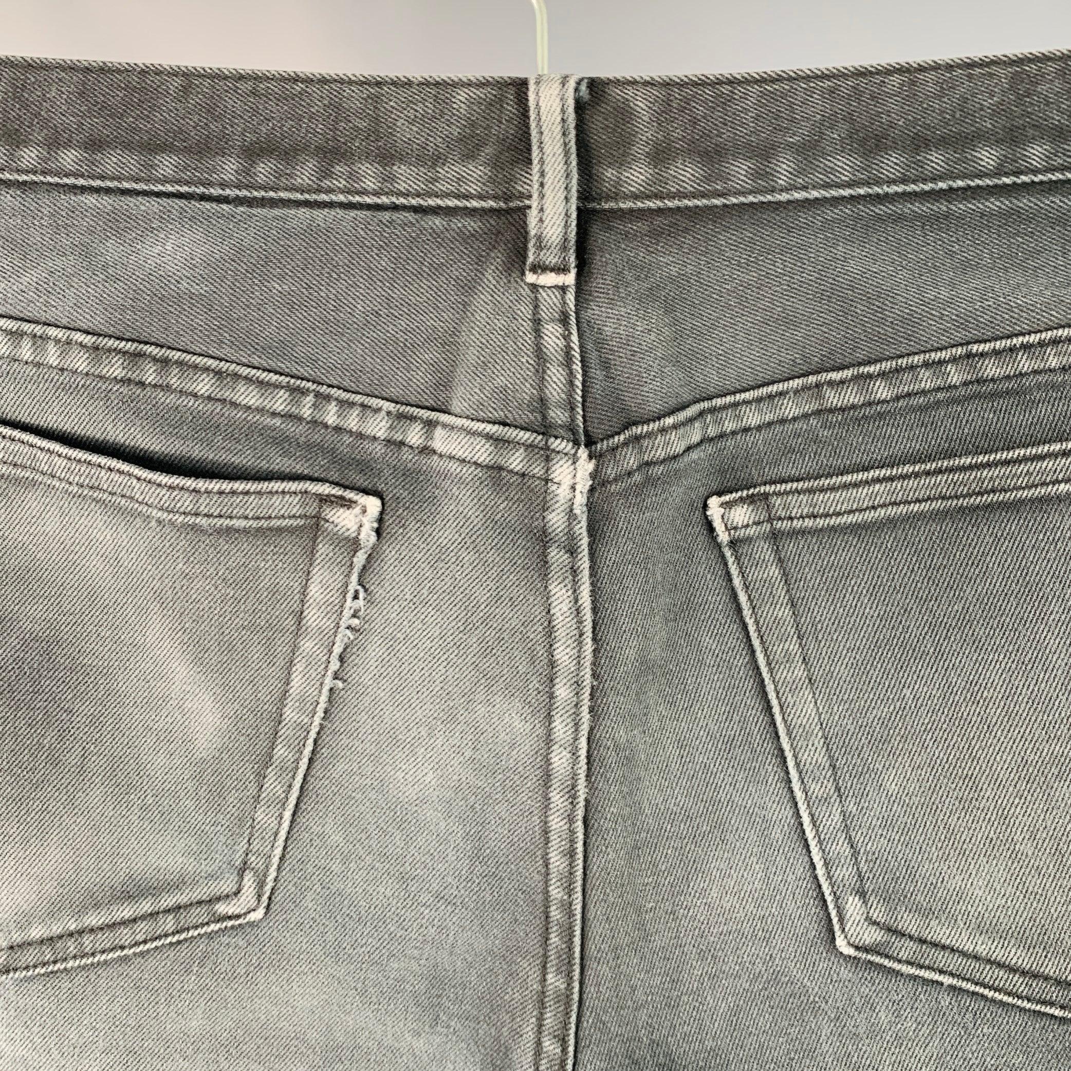 Grigio A.P.C. Taglia 33 Jeans grigi in misto cotone Twill Slim Tapered Button Fly in vendita