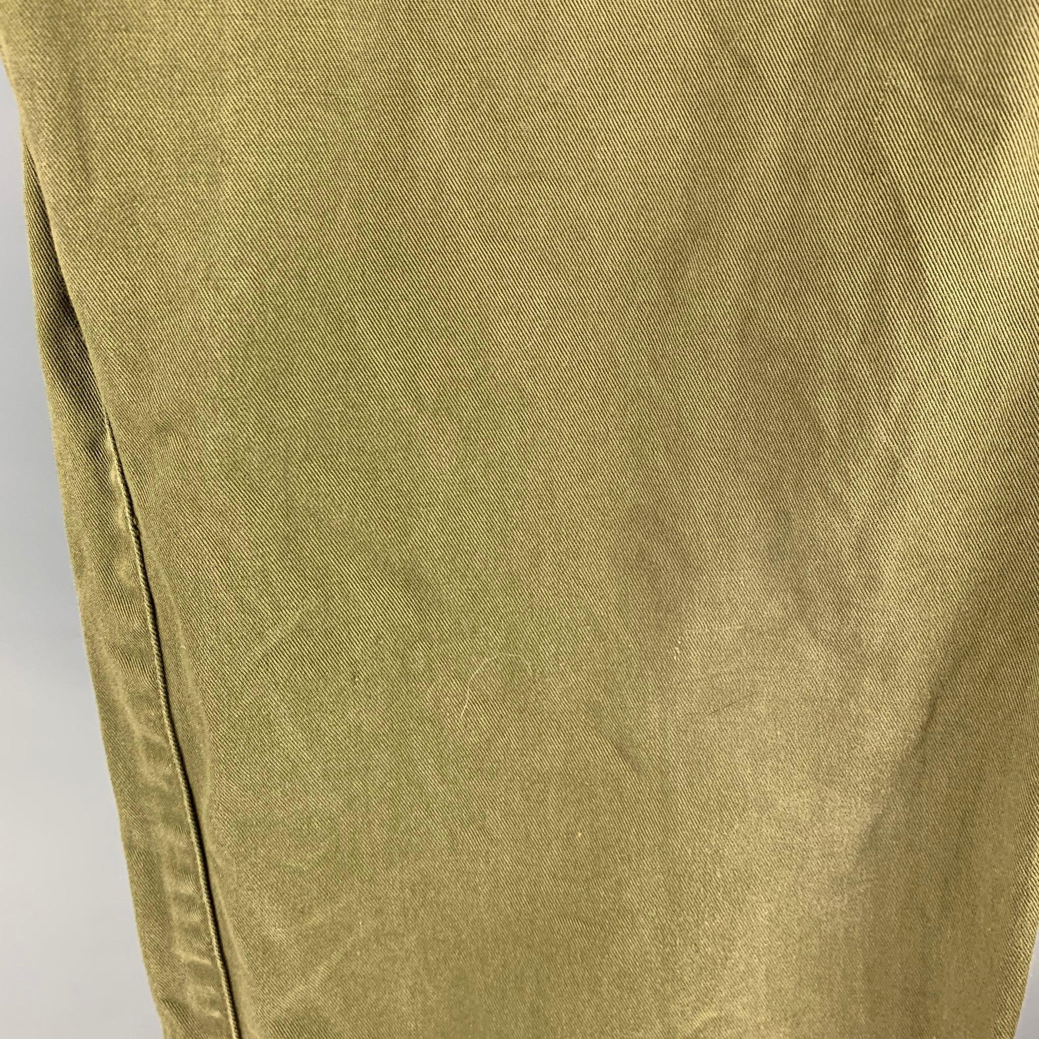 A.P.C. Size 34 Green Cotton Jean Cut Casual Pants For Sale 3