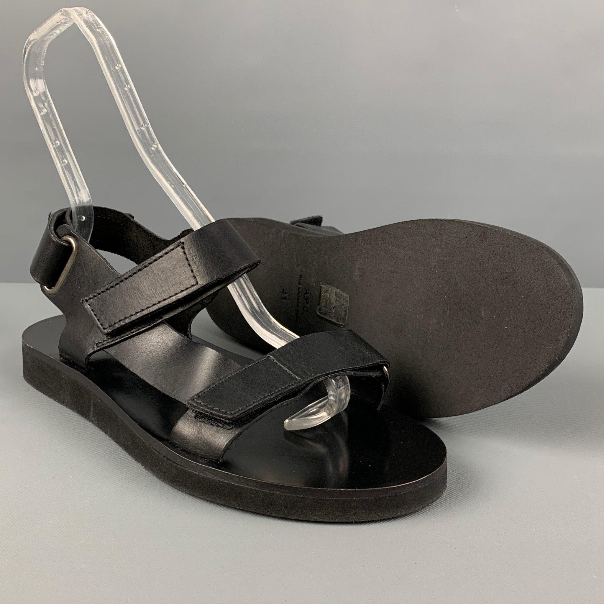 A.P.C. Size 8 Black Leather Sandals In Good Condition In San Francisco, CA