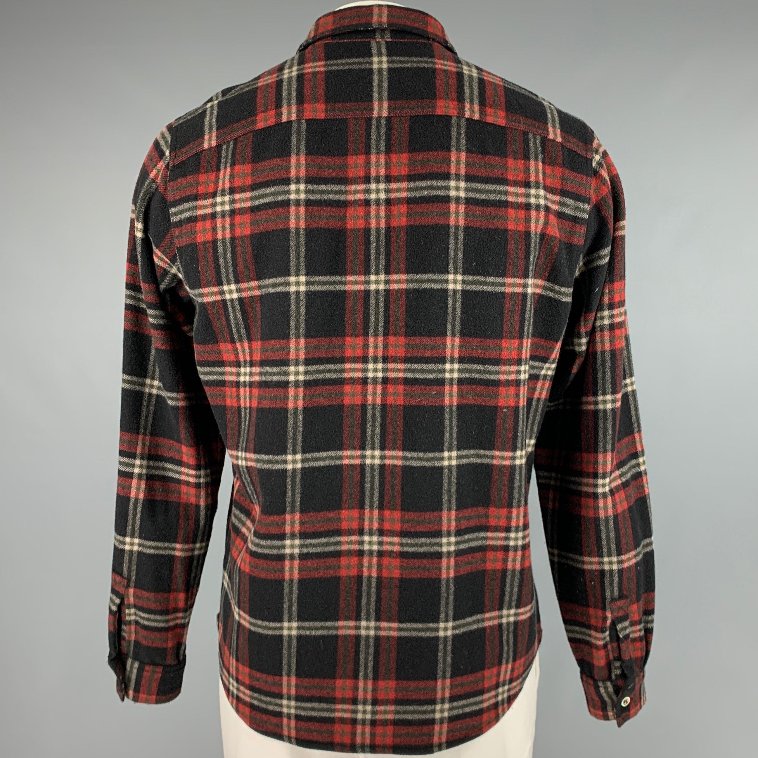 A.P.C. Taille L Chemise à manches longues en nylon et laine à carreaux multicolores noirs Bon état - En vente à San Francisco, CA