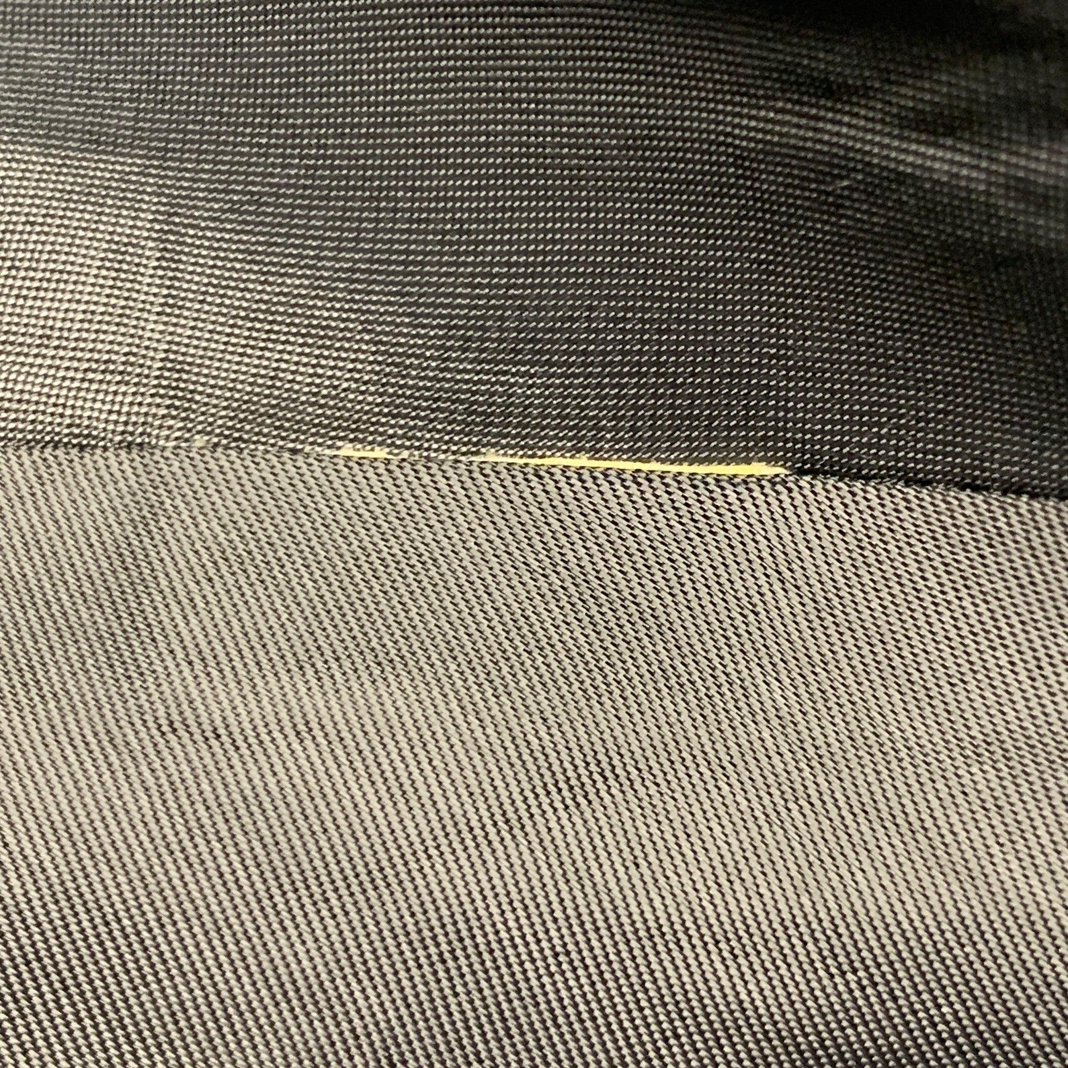 A.P.C. Size M Grey Double Breasted Twill Cape (Cape en sergé à double boutonnage) en vente 2
