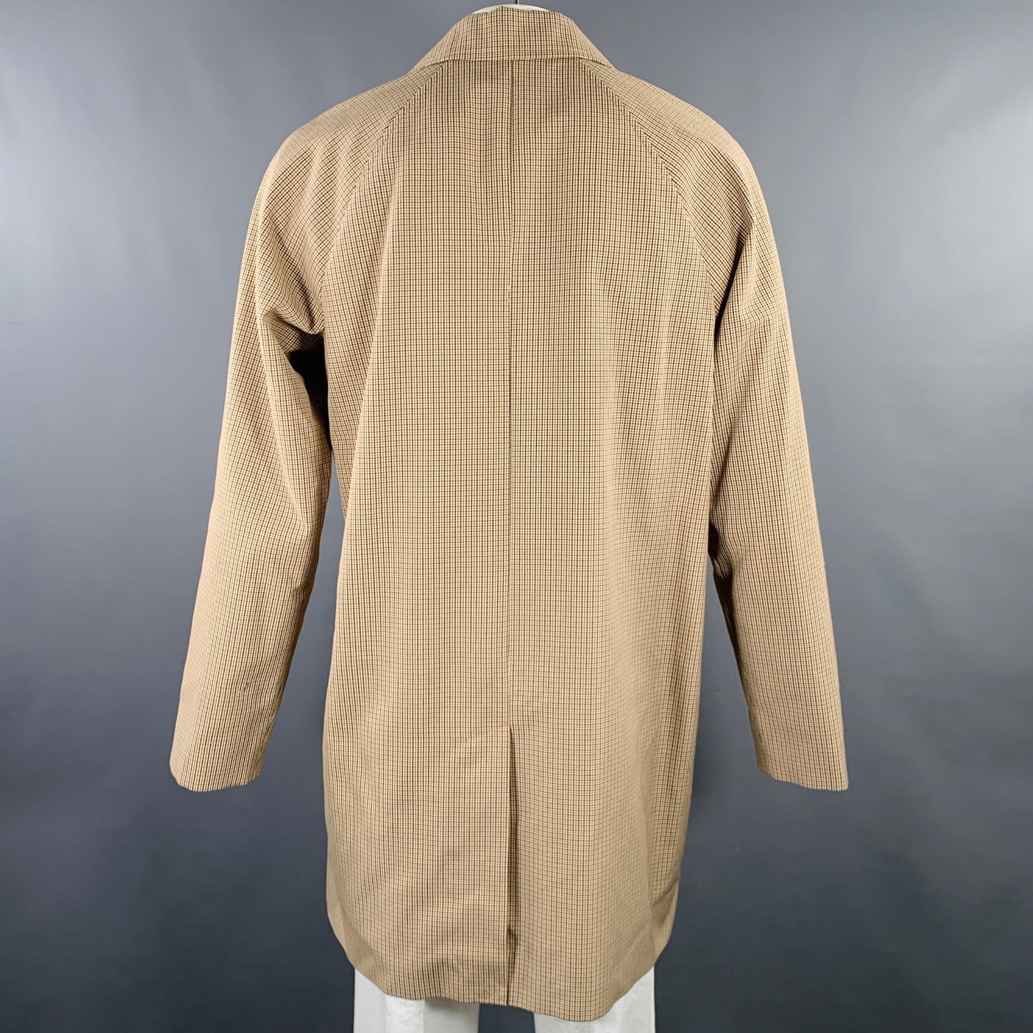 A.P.C. Taglia XL Cappotto in cotone e poliestere a quadri marrone Tan. In condizioni ottime in vendita a San Francisco, CA