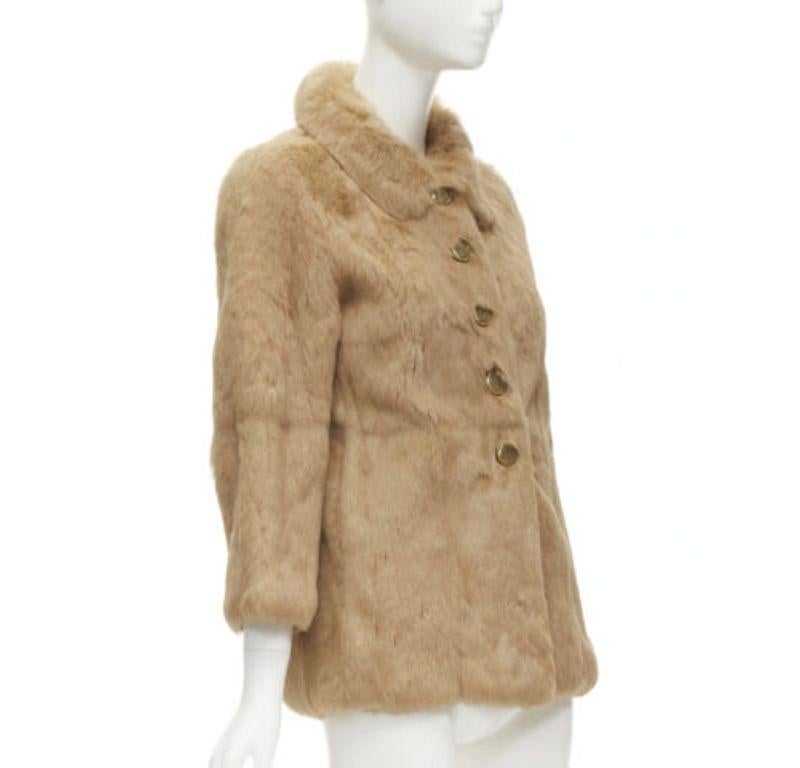 APC tan brown genuine fur gold-tone buttons winter coat jacket XS In Excellent Condition For Sale In Hong Kong, NT