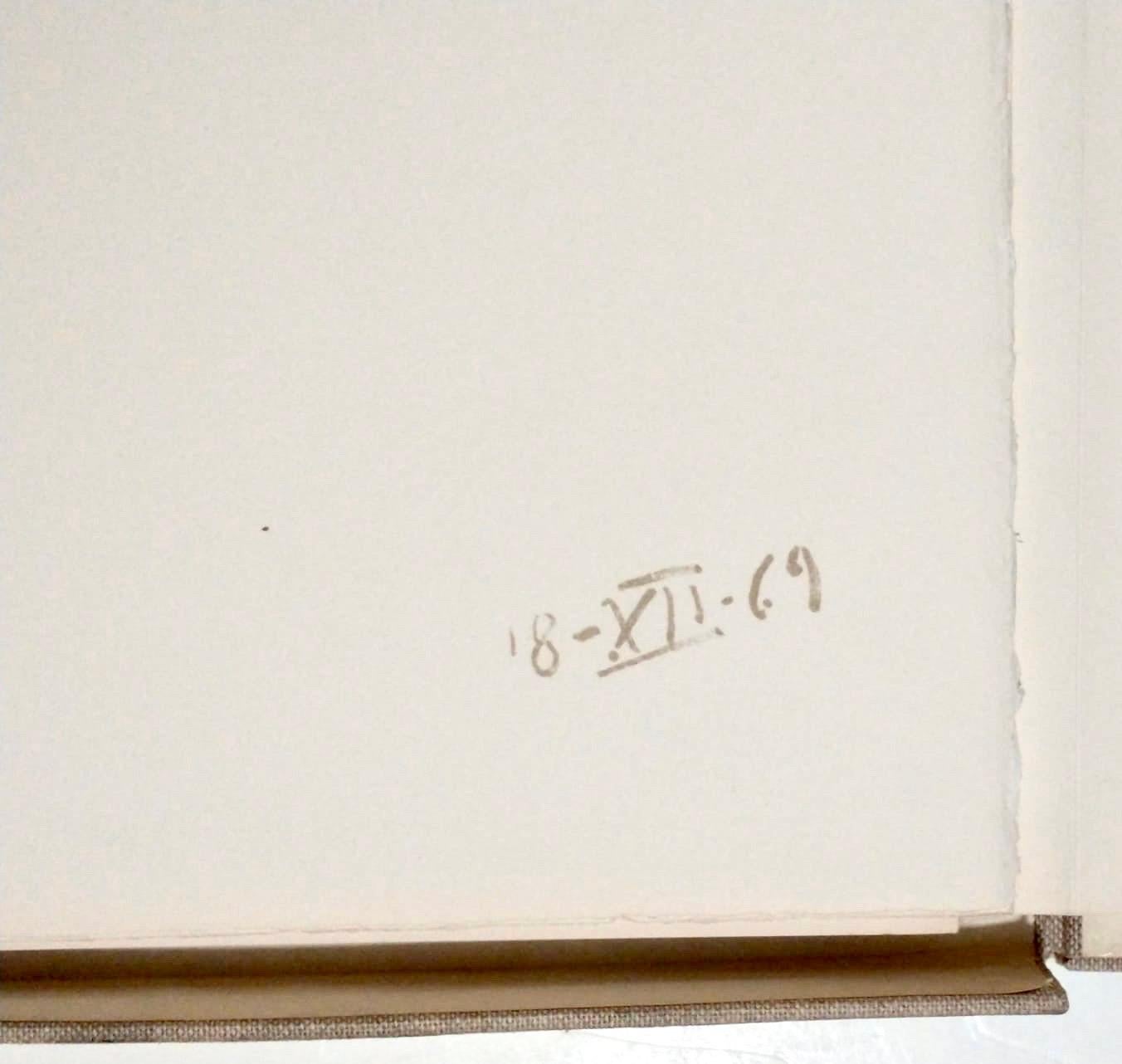 Dies ist eine handsignierte, limitierte Ausgabe (Auflage 125)  Folio- oder Ganzseitenlithographien, einige mit einem Gedicht auf der Rückseite. Die einzelnen Blätter sind weder signiert noch nummeriert. Dieses Angebot bezieht sich nur auf das eine