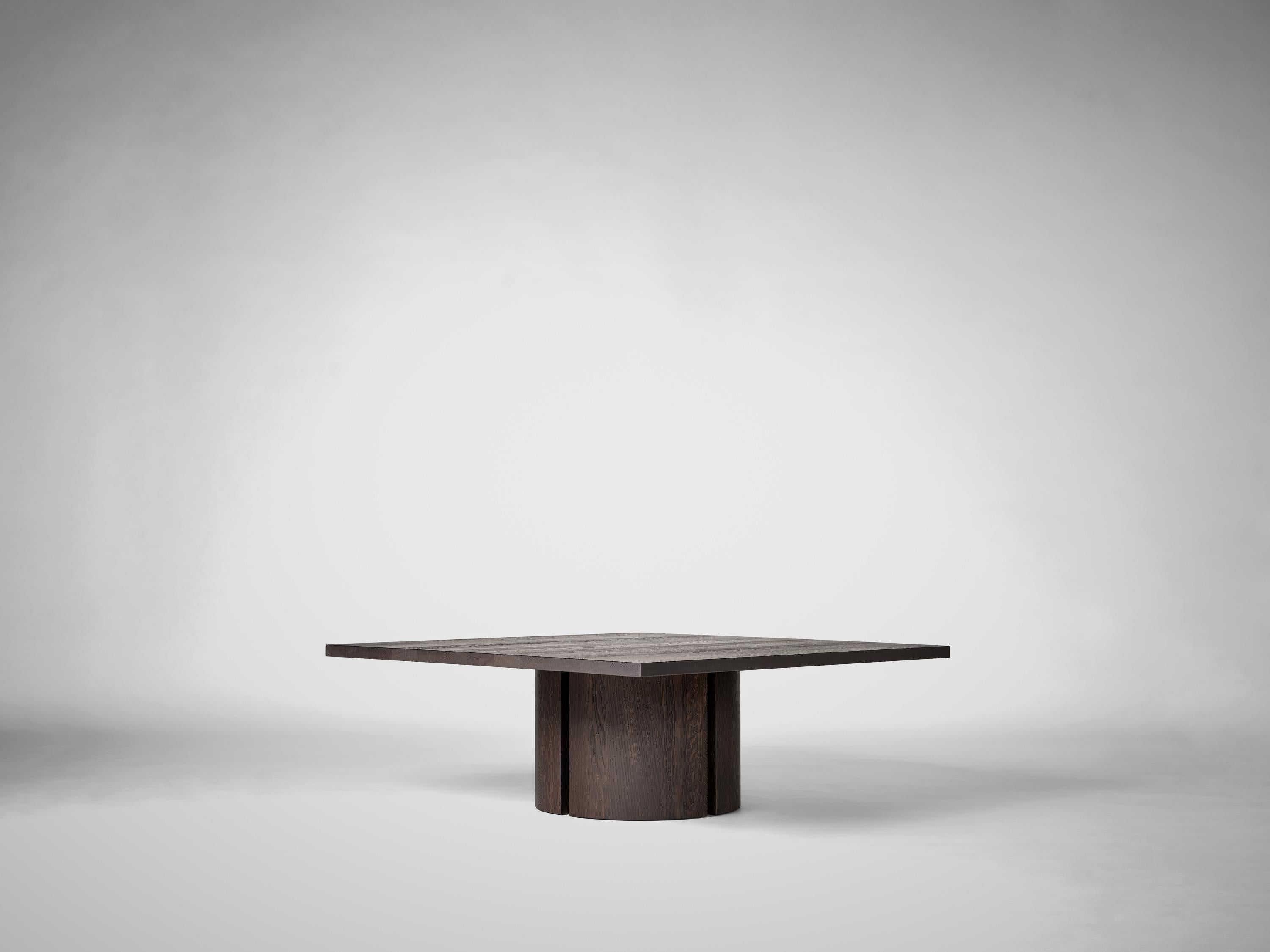 Néerlandais Aperta C1 120 Table basse carrée en noyer américain par Mokko Amsterdam en vente