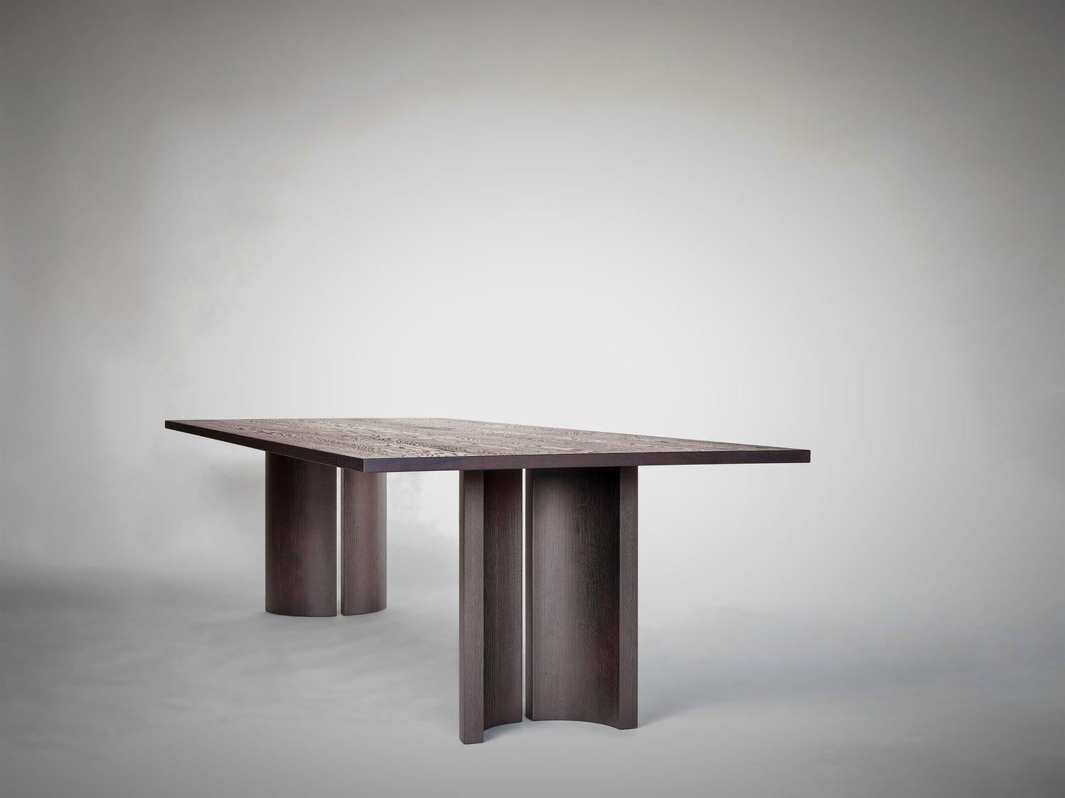 Néerlandais Aperta C1 280 Table de salle à manger rectangulaire en noyer américain par Mokko Amsterdam en vente