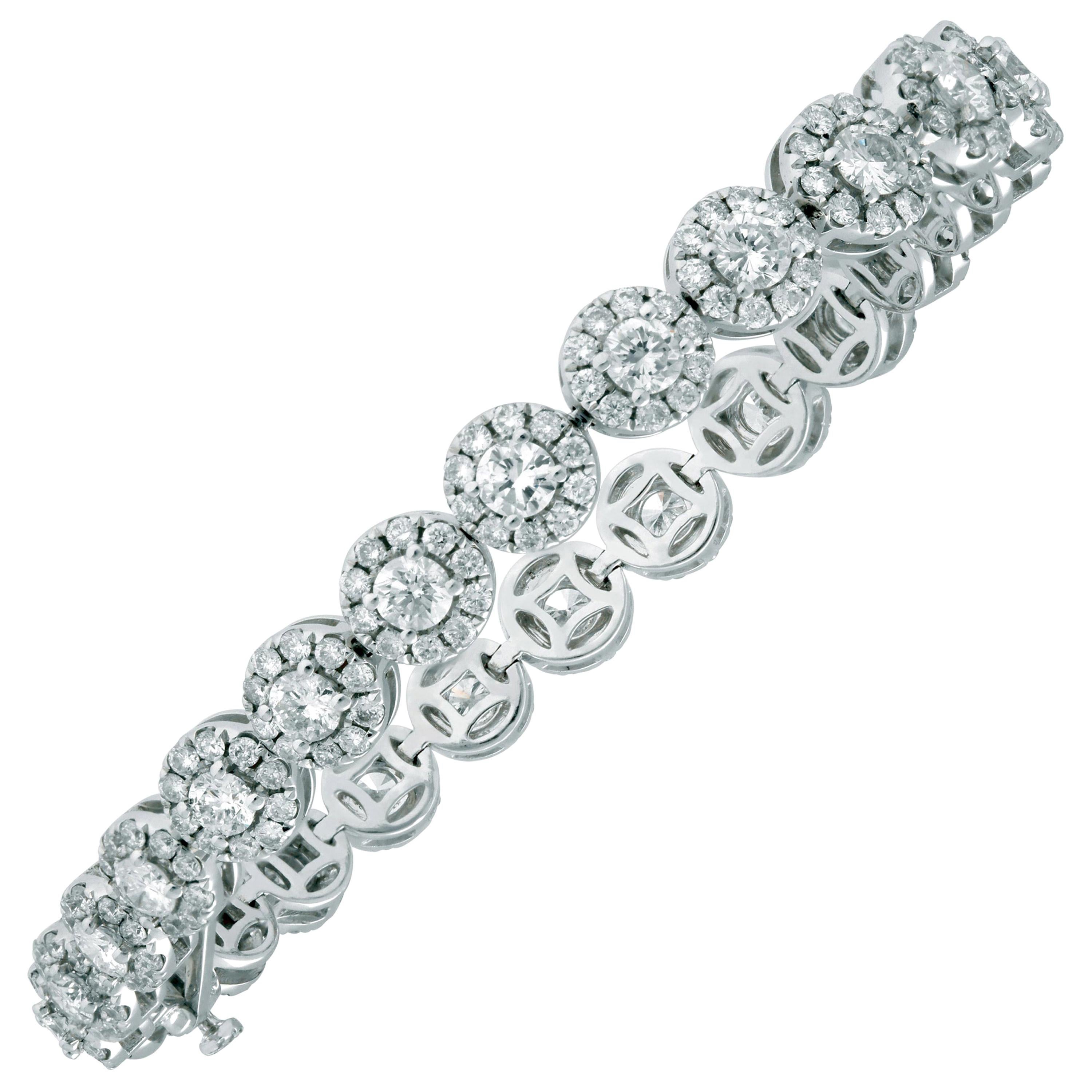 Apex 14 Karat White Gold Diamond '6.76 Ct' Halo Link Bracelet For Sale
