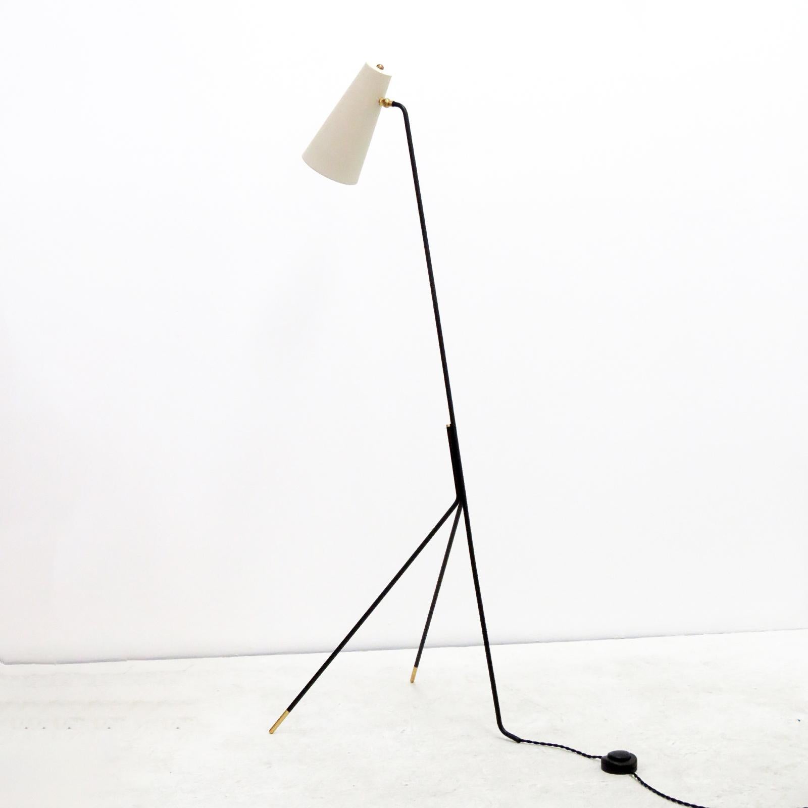 Powder-Coated Apex Floor Lamp by Gallery L7 For Sale