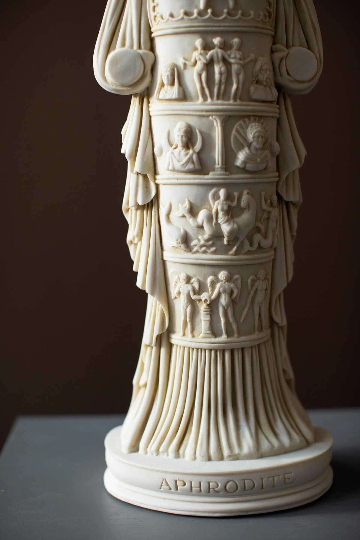 Aphrodite-Statue mit komprimiertem Marmor pulverbeschichtet „Aphrodisias Museum“ (Bildhauermarmor) im Angebot