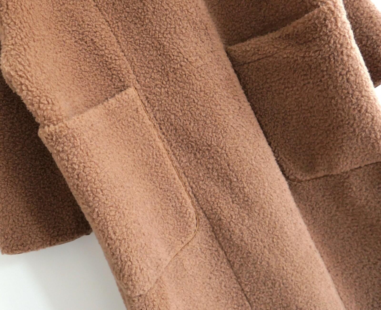 Abrigo de peluche de imitación de piel de oveja de Apiece Apart Cloud Walk Marrón en venta