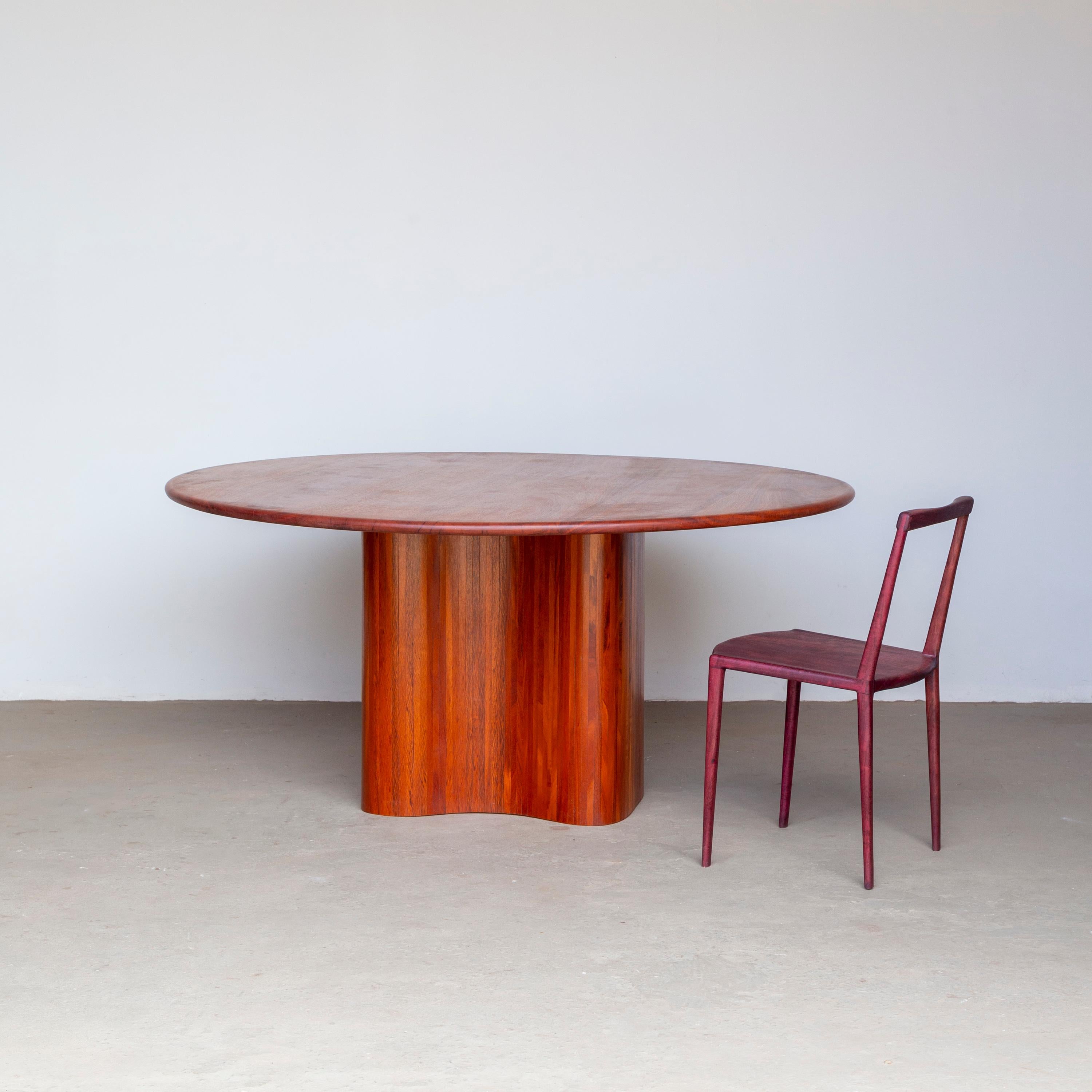 Legno Tavolo da pranzo Apis Roud di Estudio Prosa in vendita