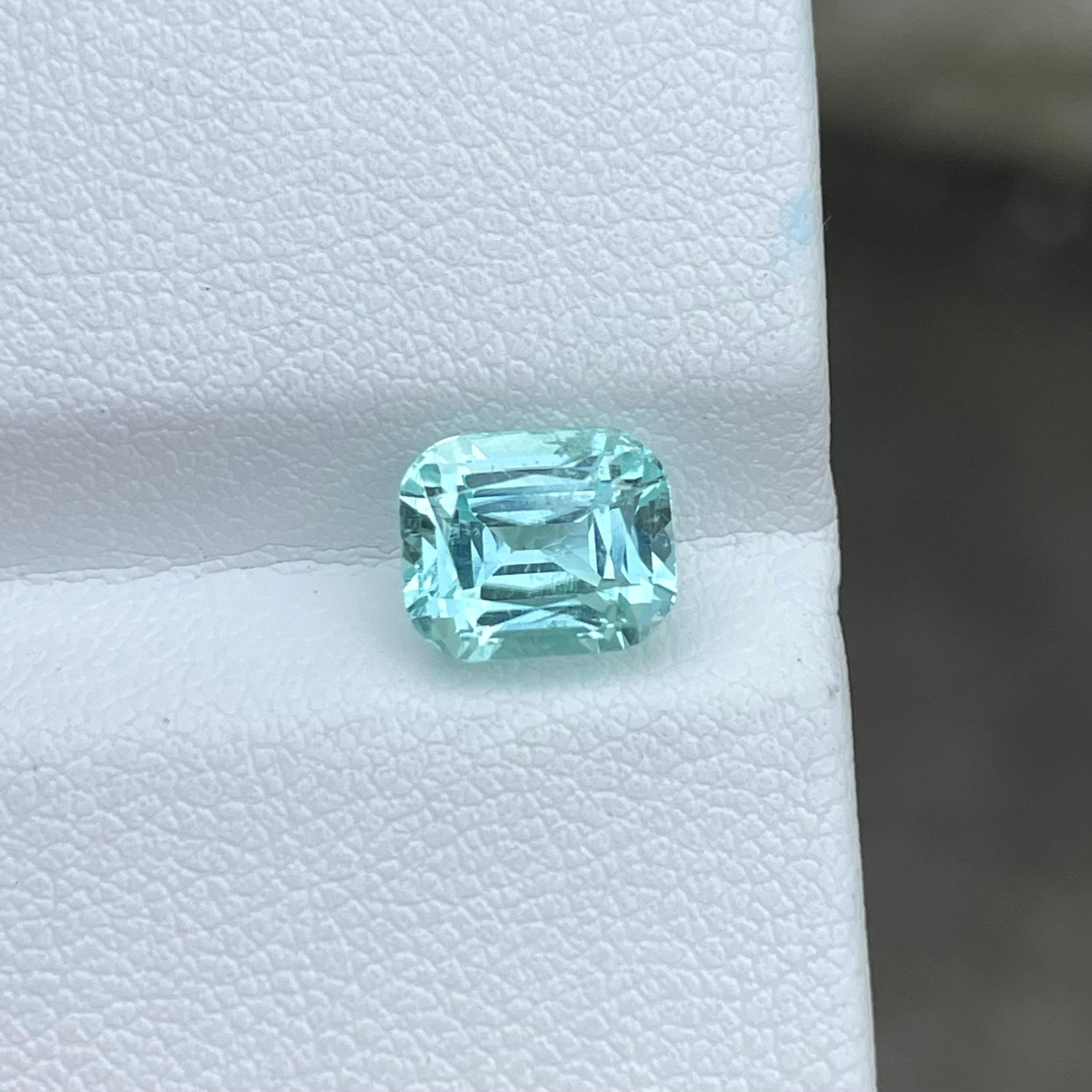 Aplendent Sea Foam Color Tourmaline 2.30 carats Cushion Cut Natural Afghani Gems In New Condition For Sale In Bangkok, TH