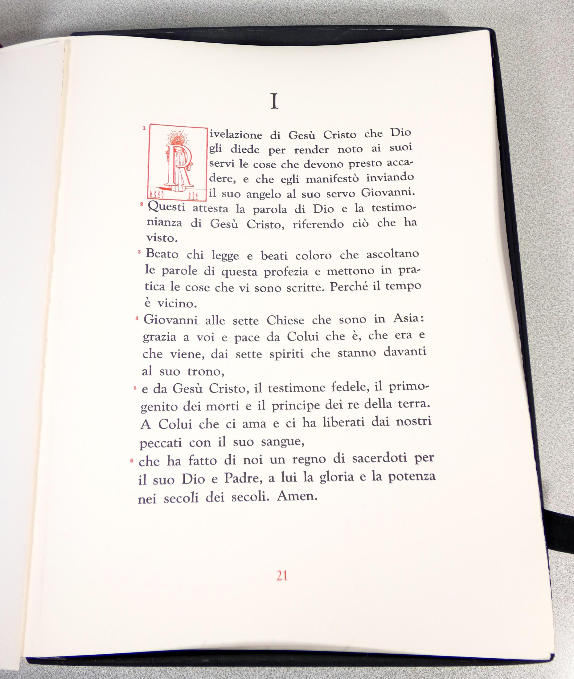 Apocalypse of S. John with 22 Drawings de Giorgio De Chirico, Autographié en vente 2