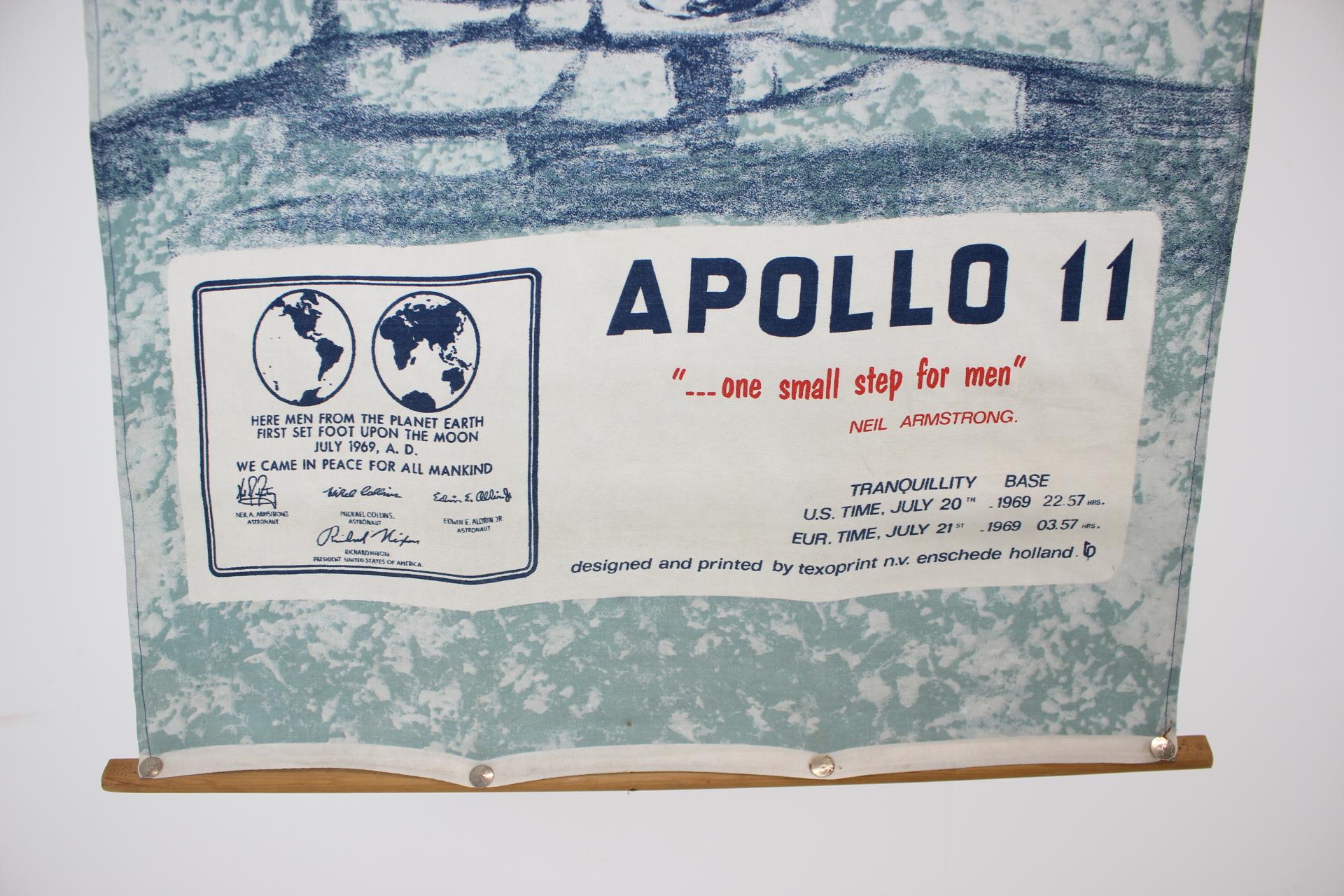 Dutch Apollo 11 Fitst on the Moon Texoprint Cloth Fabric Neil Armstrong NASA Vtg For Sale