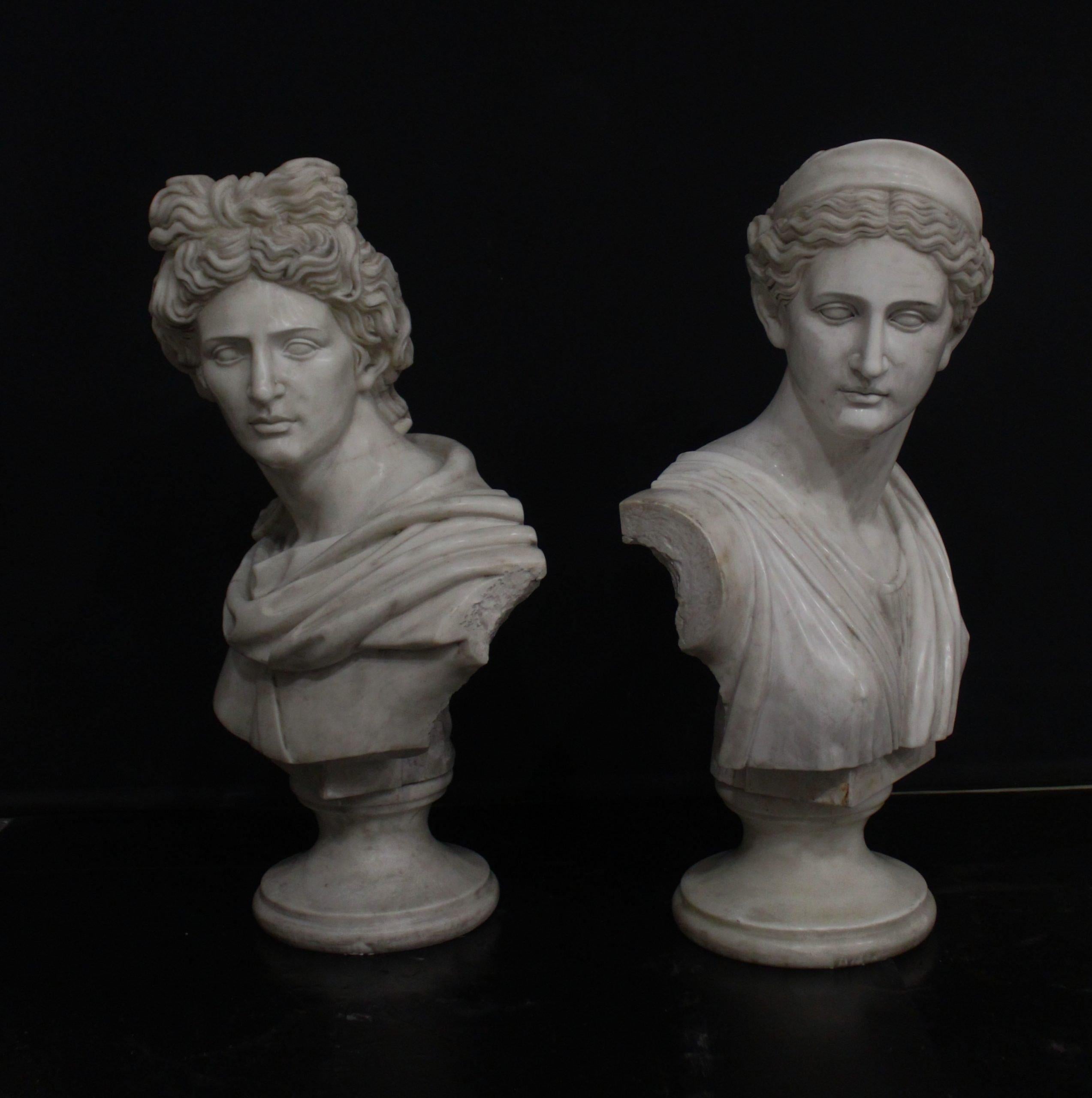 Apollo and Diana, a pair of large busts in white marble. ADDITIONAL PHOTOS, INFORMATION OF THE LOT AND SHIPPING INFORMATION CAN BE REQUEST BY SENDING AN EMAIL

Apollo e Diana, coppia di grandi busti in marmo Statuario. Apolo y Diana, par de grandes
