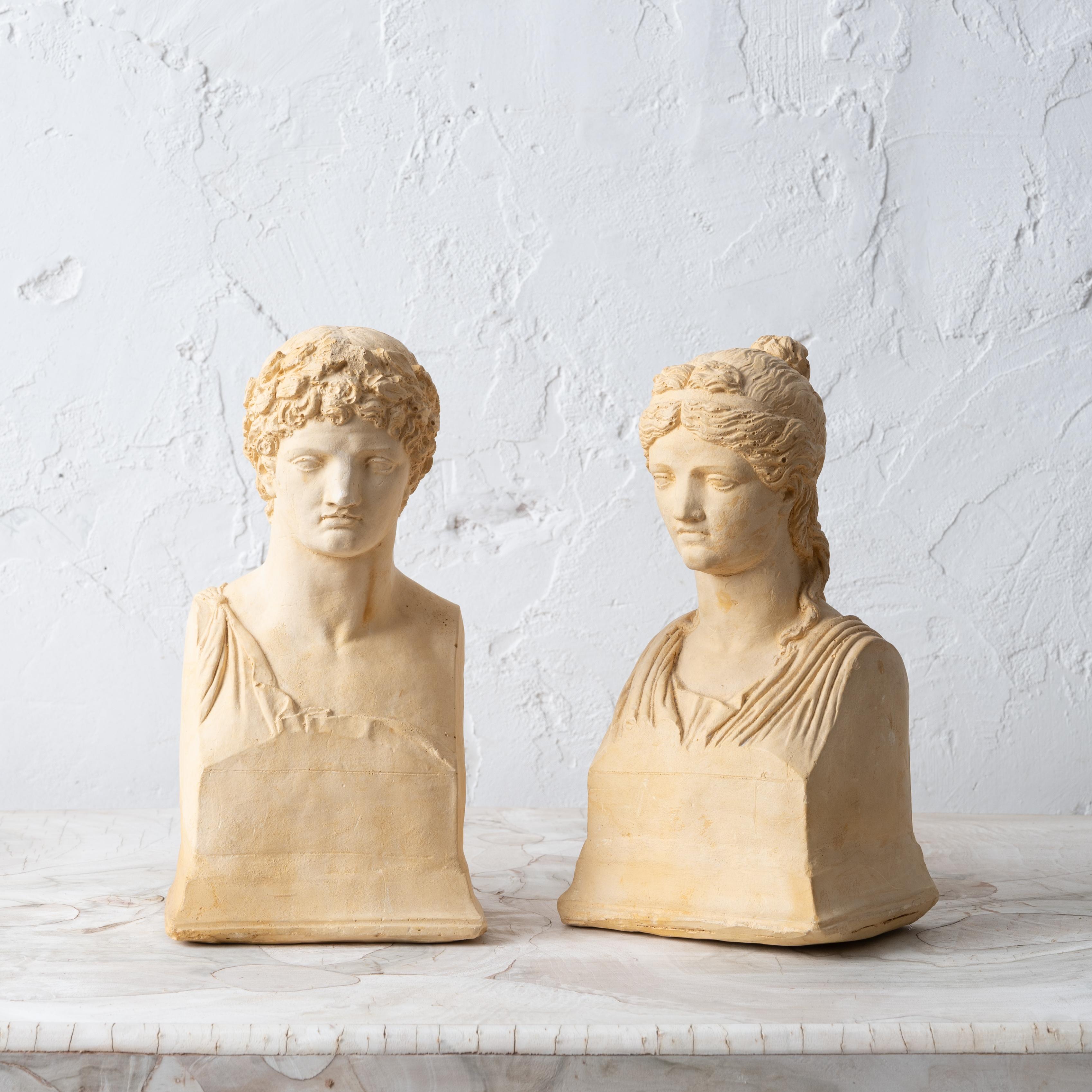 Grand Tour Busti in gesso di Apollo e Diana in vendita