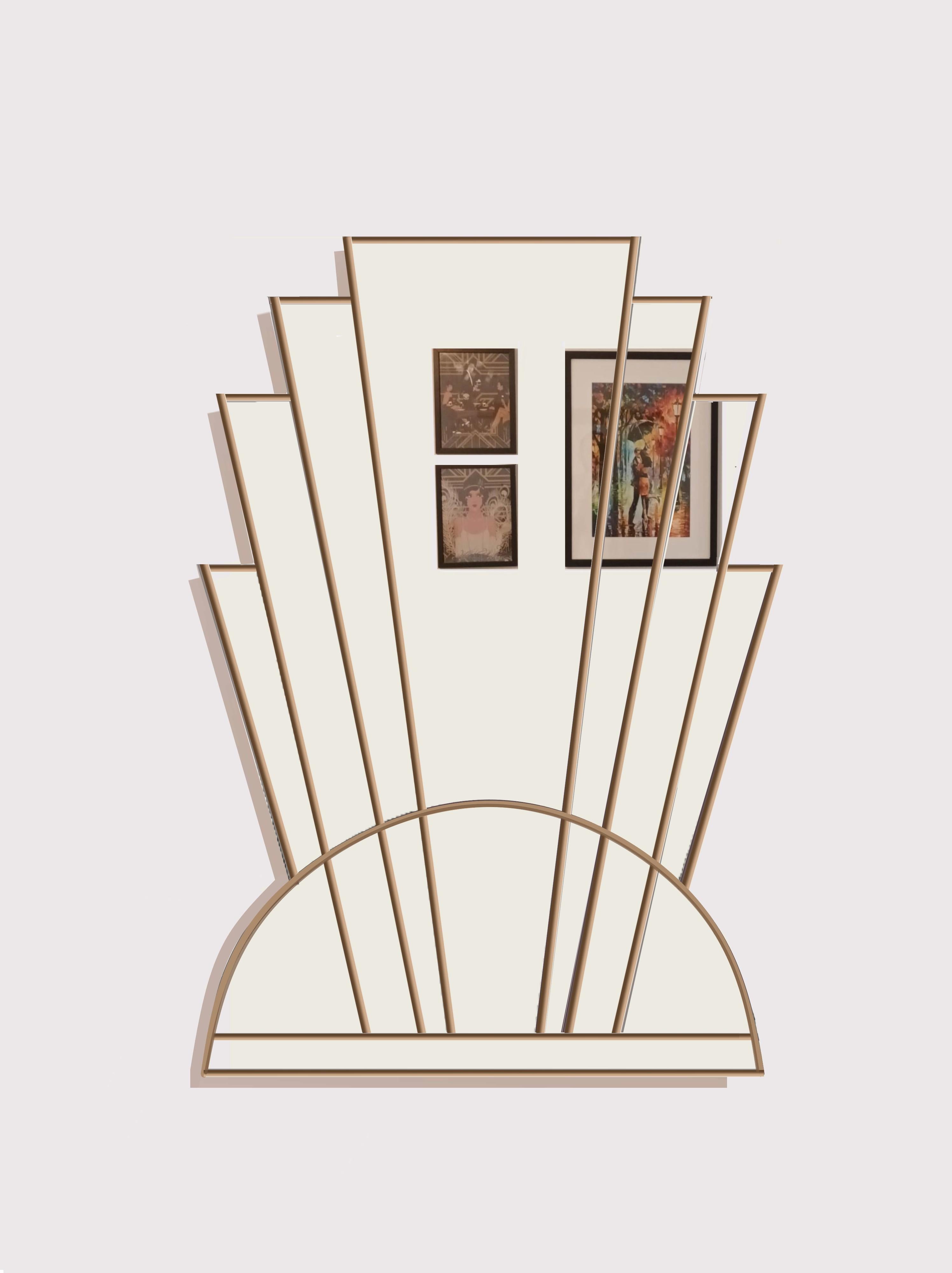 Cette annonce est pour Apollo en Or  - Voir les autres annonces pour d'autres couleurs
Tous nos miroirs sont fabriqués à la main sur commande au Royaume-Uni.

Faites briller votre espace avec le miroir mural Apollo Art Deco. Avec son design épuré et