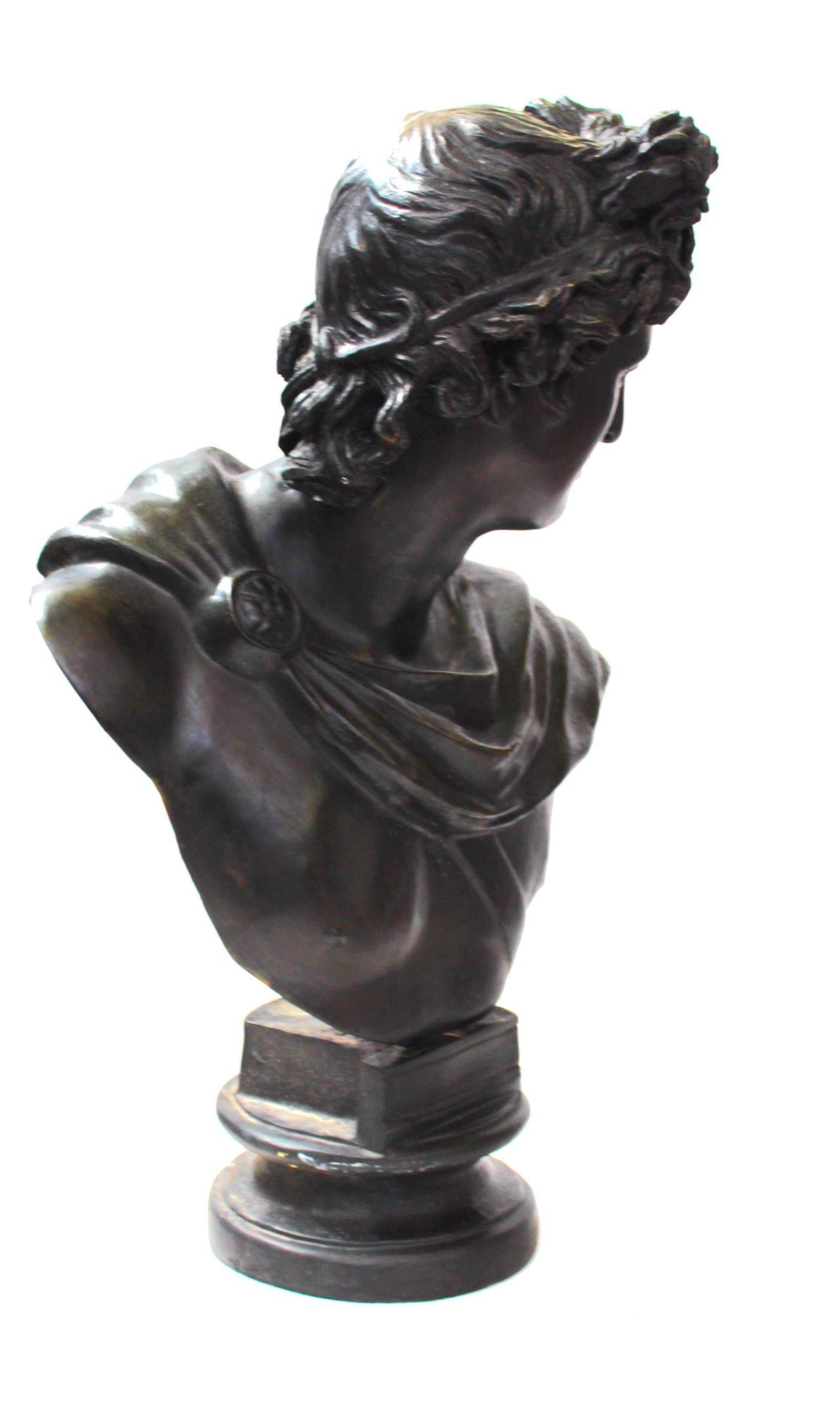 Descrizione:
Scultura di Apollo in bronzo patinato, realizzata a cera persa. ULTERIORI FOTO, INFORMAZIONI SUL LOTTO E INFORMAZIONI SULLA SPEDIZIONE POSSONO ESSERE RICHIESTE INVIANDO UN'EMAIL
Spese di spedizione indicative in Italia: 160€ e in
