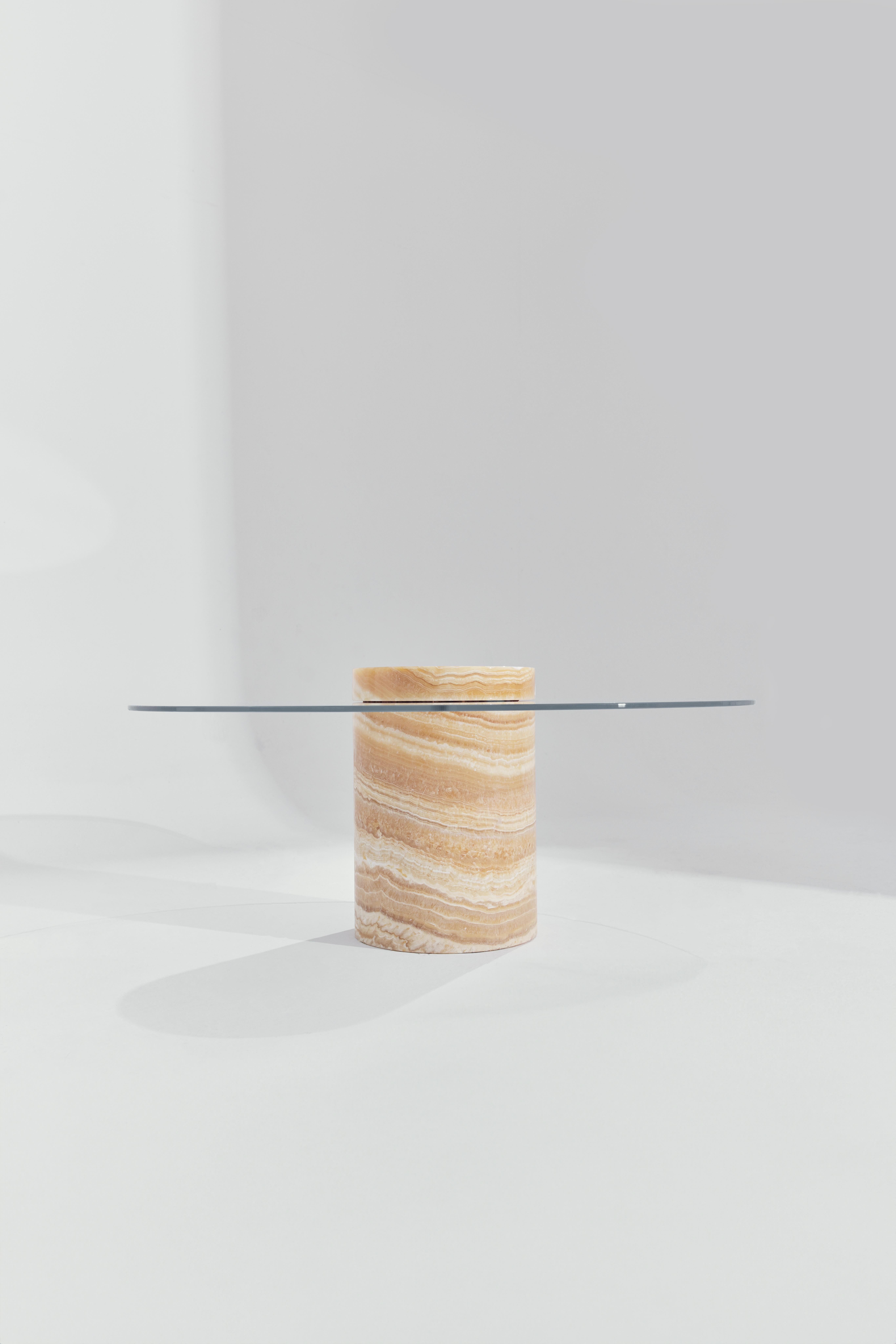 Apollo Honey Onyx Coffee Table by RAFFINATO
Dimensions: D 100 x 100 x H 43 cm.
Materials: Honey onyx and glass.

This table is available in different stone options: Red Travertine, Light Travertine, Silver Travertine, Calacatta Viola, Honey Onyx,