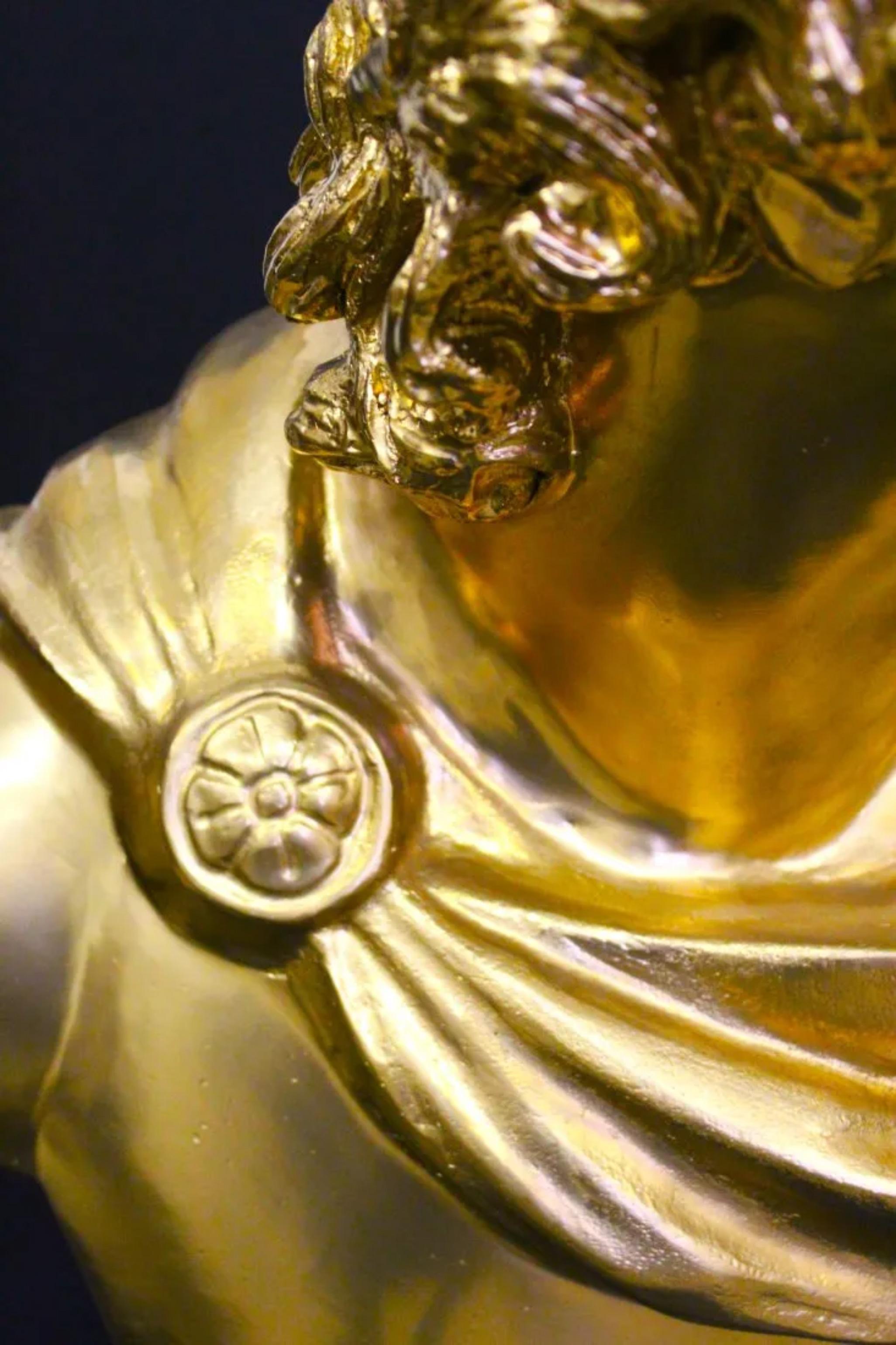 Scultura di Apollo in bronzo dorato, XX secolo