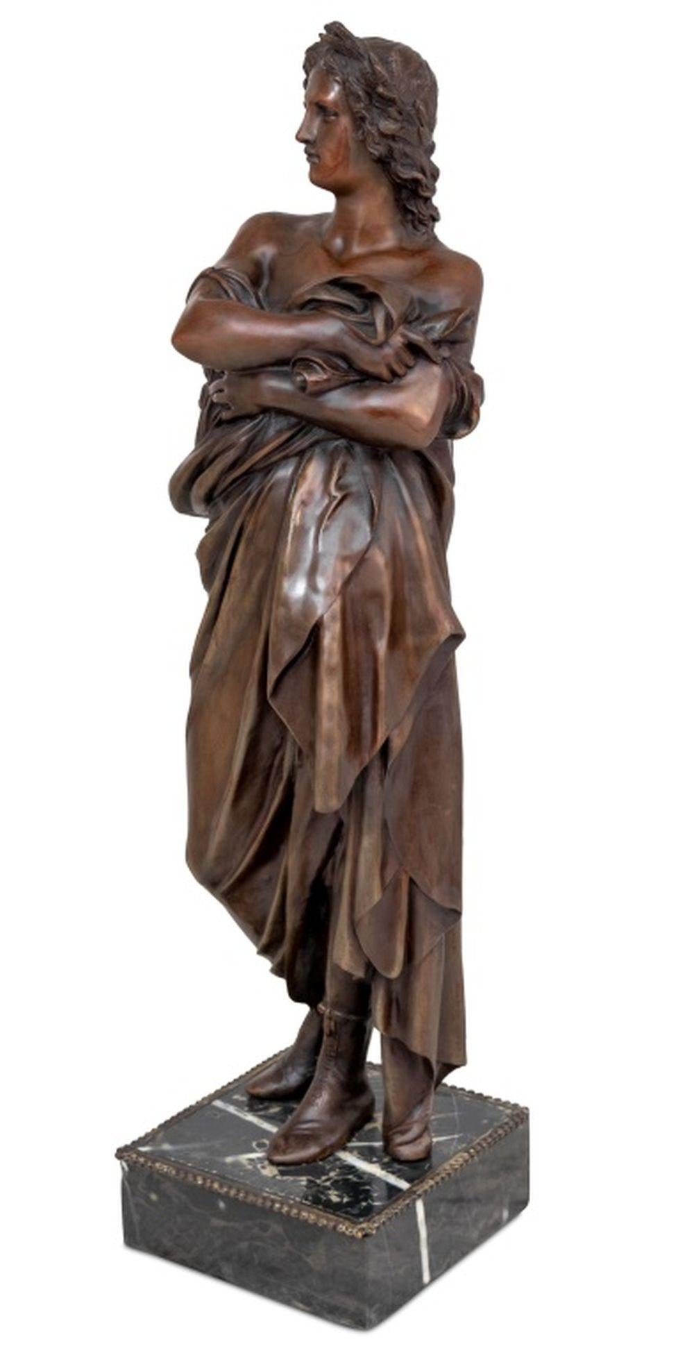 Grec classique Sculpture en bronze patiné Apollo en vente