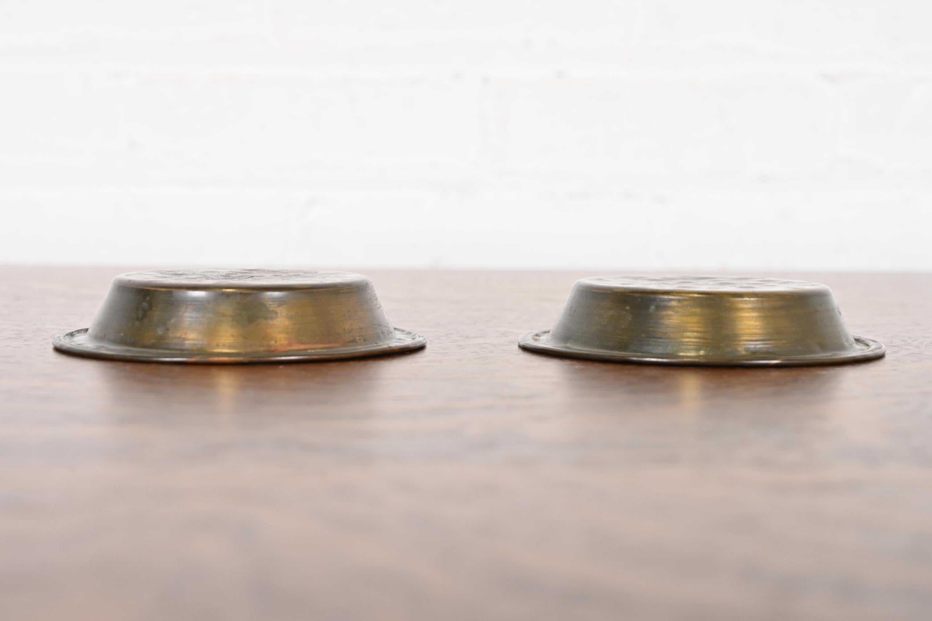 Apollo Studios Arts & Crafts Hammered Copper Ashtrays or Catchalls, Pair For Sale 4