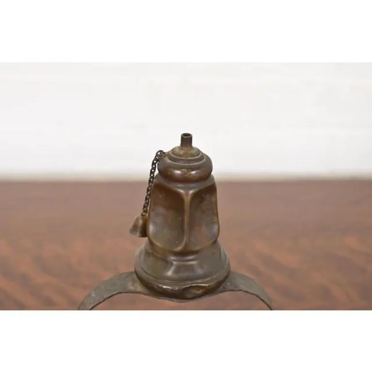 Apollo Studios New York Arts & Crafts Hammered Copper Table Lighter With Ashtray For Sale 1